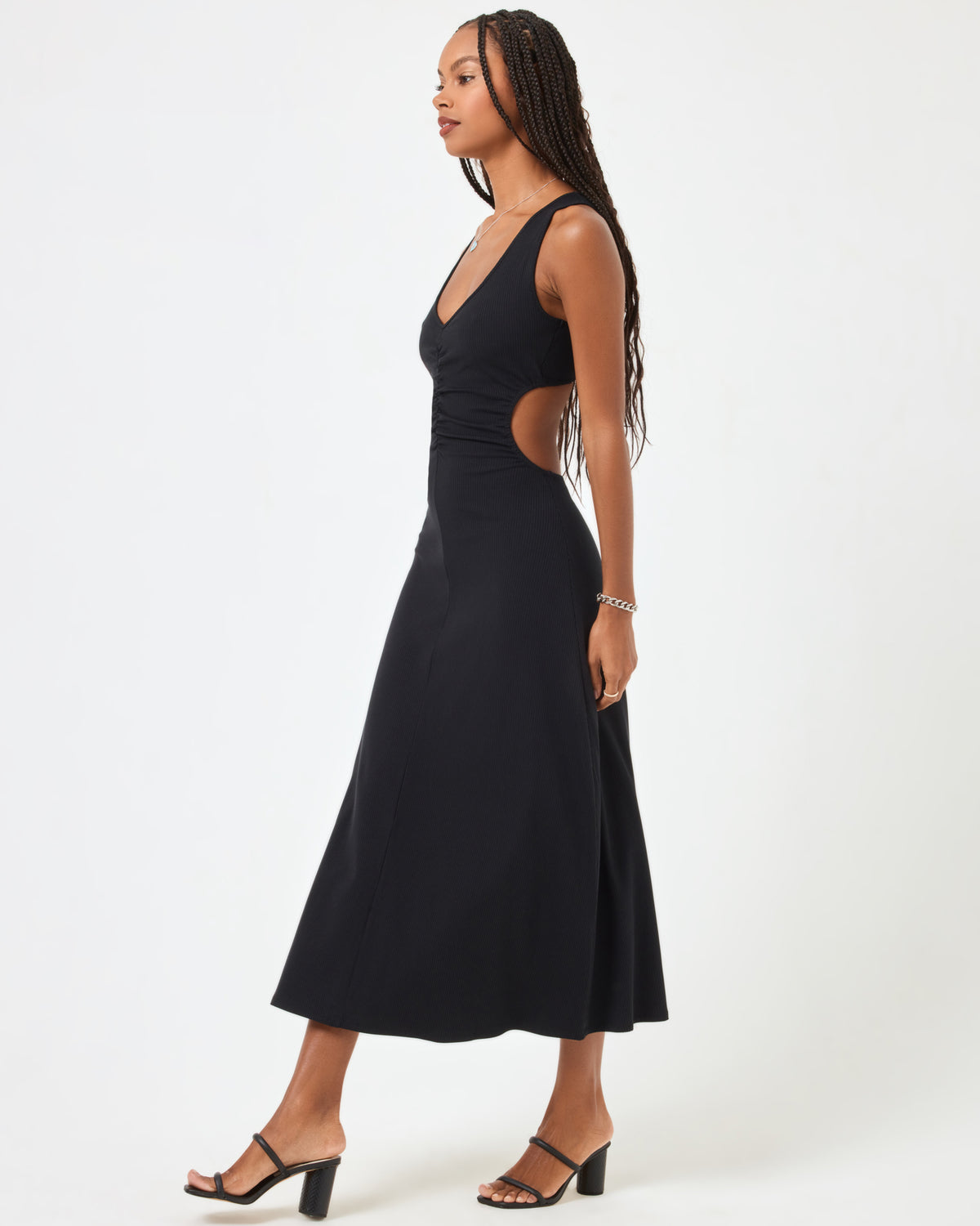 Margot Dress - Black Black | Model: Taelor (size: S)