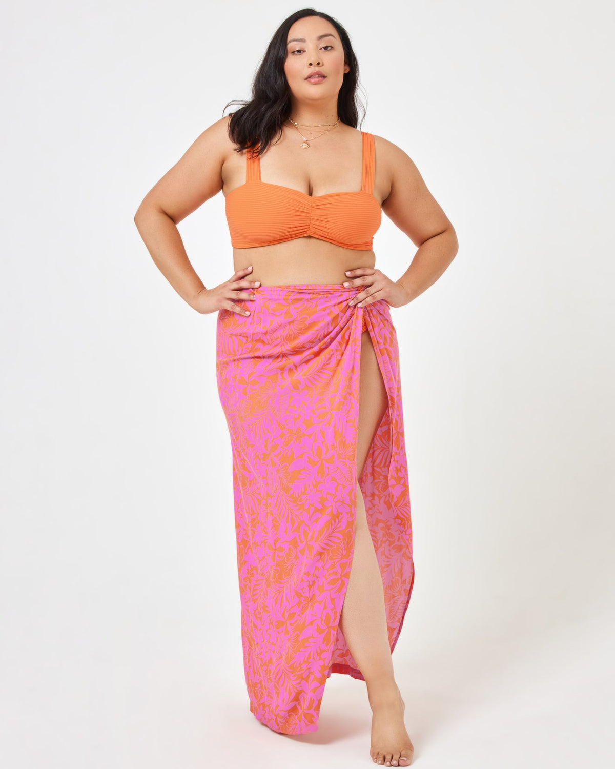 Printed Mia Cover-Up Path To Paradise | Model: Bianca (size: XL)