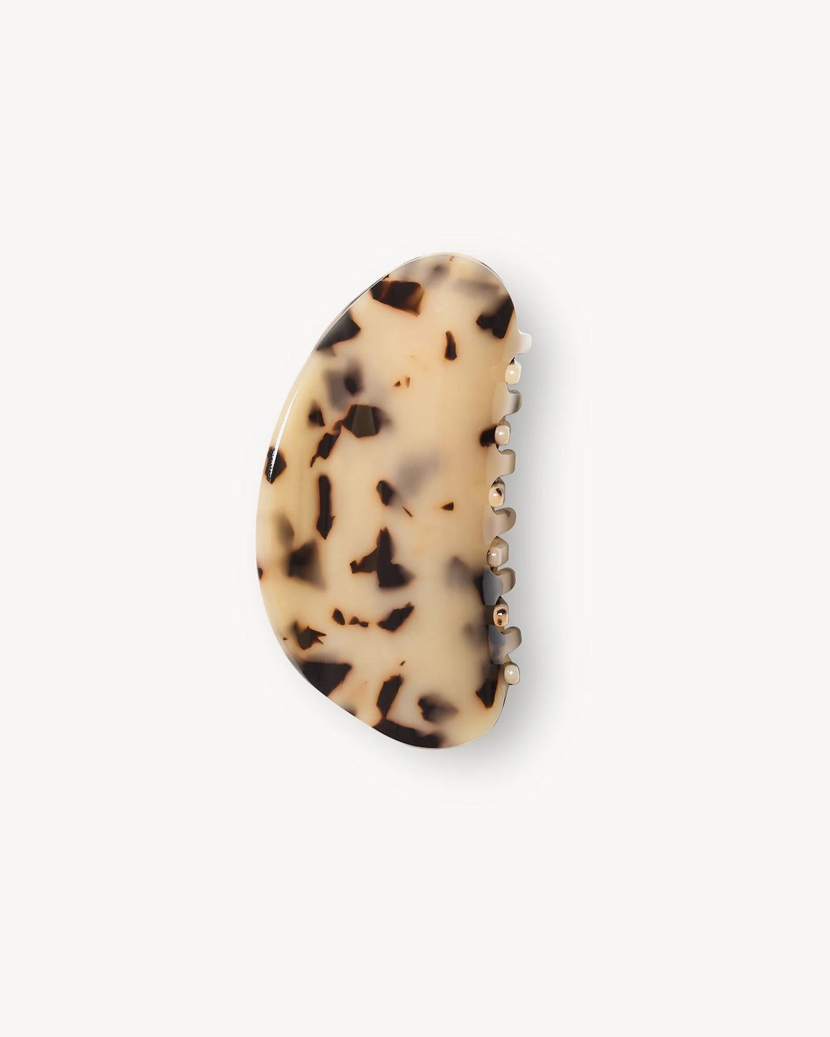 Machete Crescent Claw - Blonde Tortoise View from above of the Machete Crescent Claw Clip in blonde tortoise