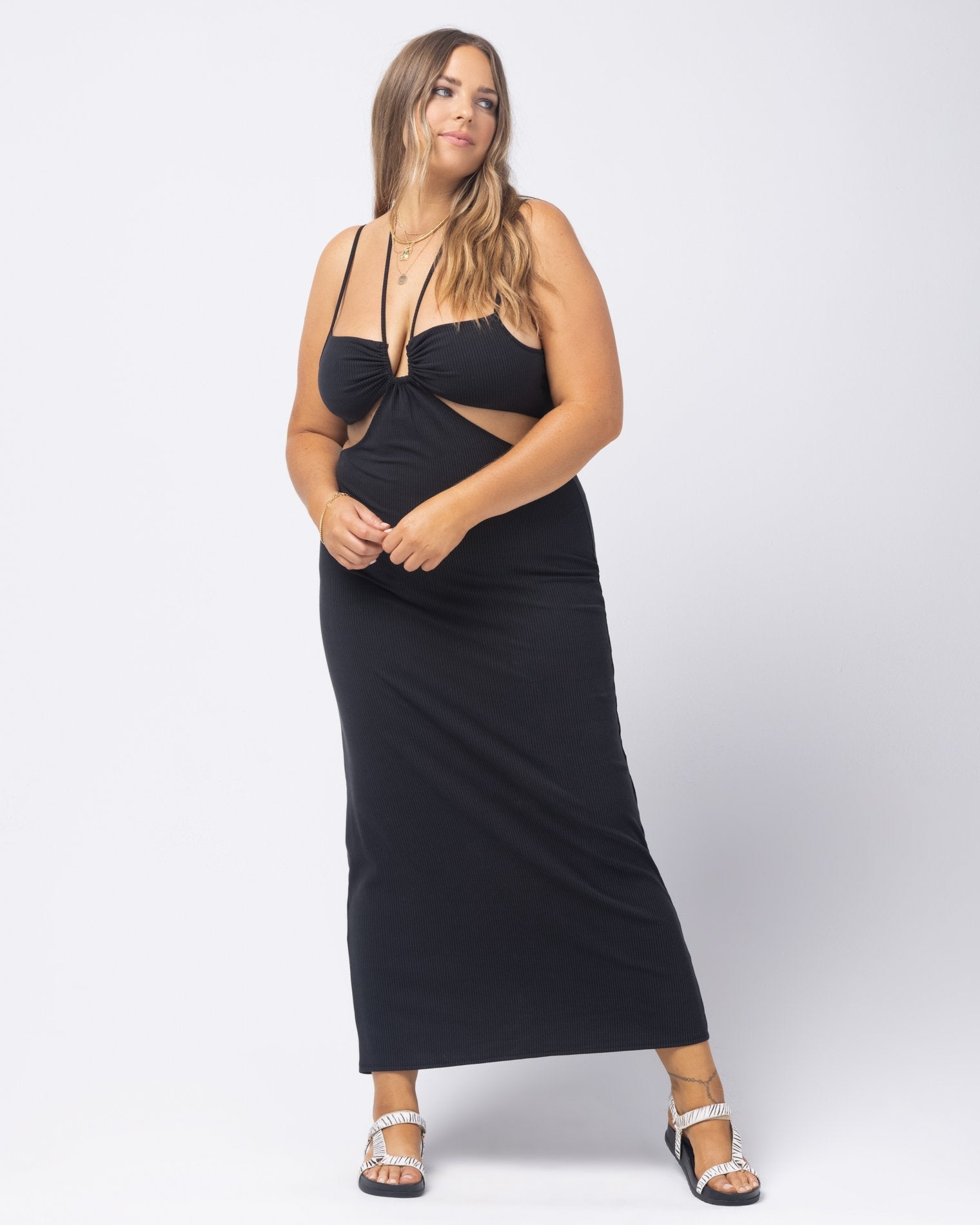 Naomi Dress - Black Black | Model: Ali (size: XL)