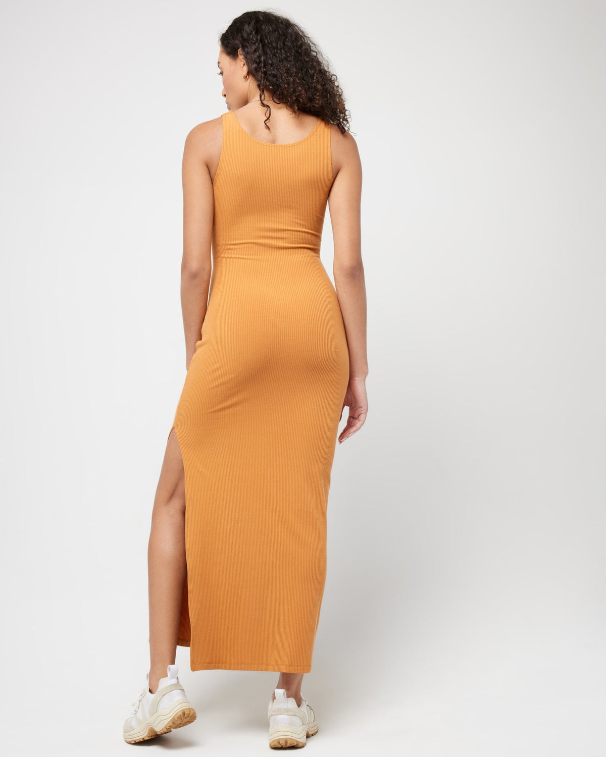 Nico Dress - Inka Gold Inka Gold | Model: Blaine (size: S)