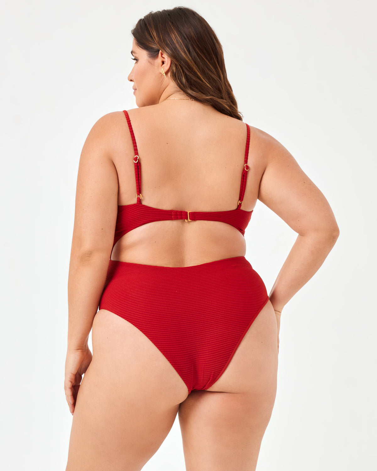 Eco Chic Repreve® Kyslee One Piece Swimsuit - Redwood Redwood | Model: Jessica (size: XL) 
