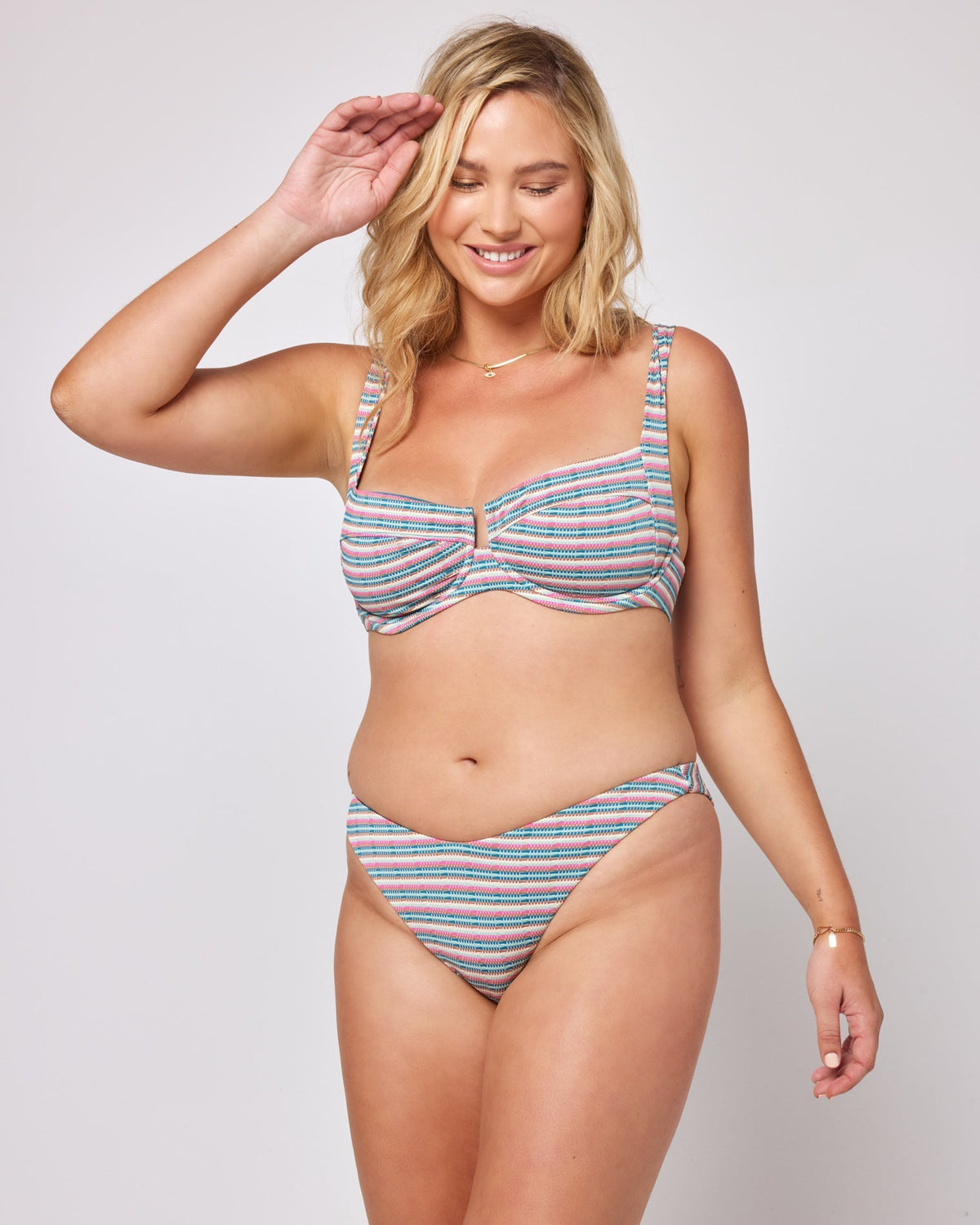 Pique Stripe Cabana Bikini Bottom - Vista Dreams Pique Stripe Vista Dreams Pique Stripe | Model: Sydney (size: XL) 