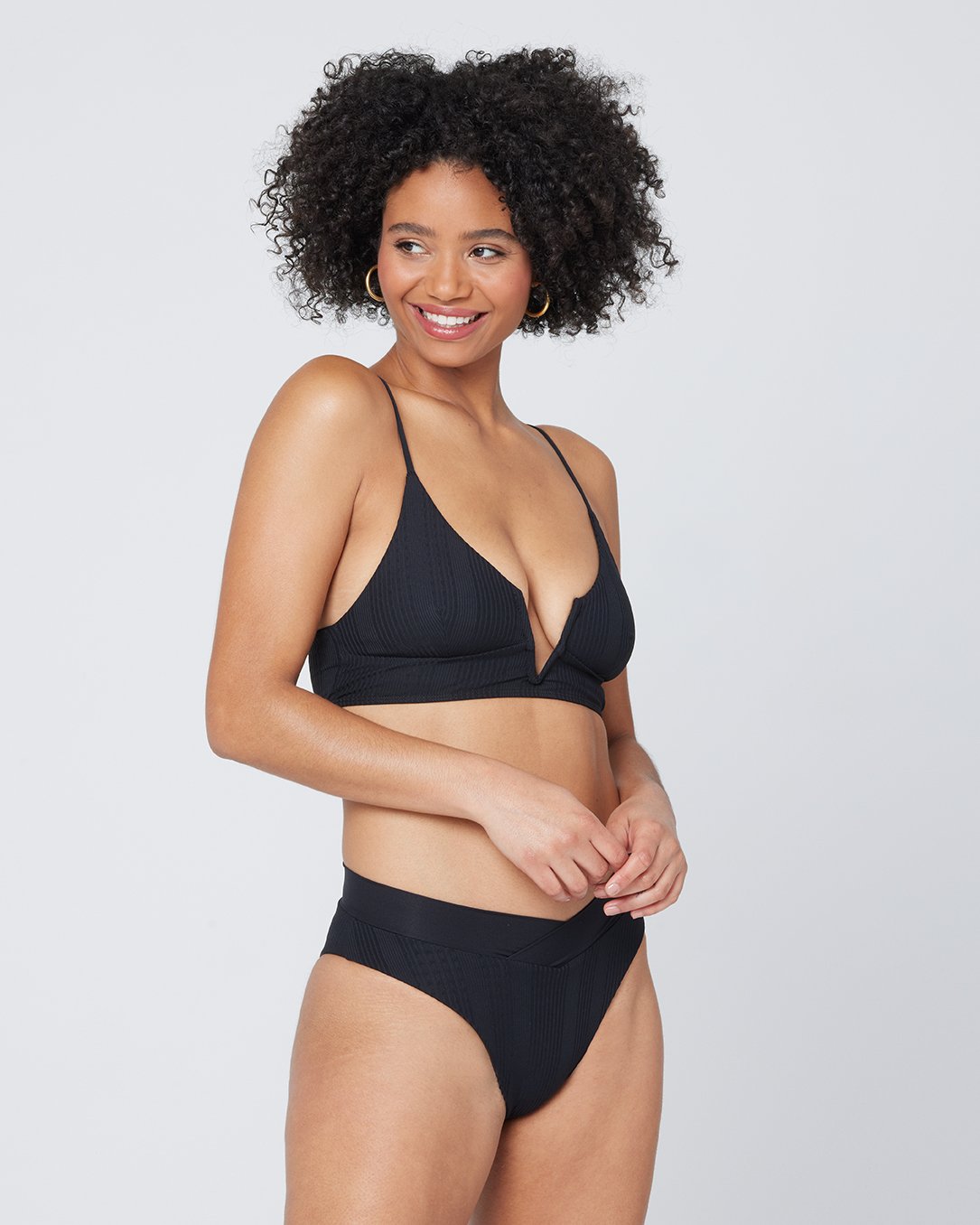 Pointelle Rib Siren Bikini Top - Black Black | Model: Valyn (size: S)