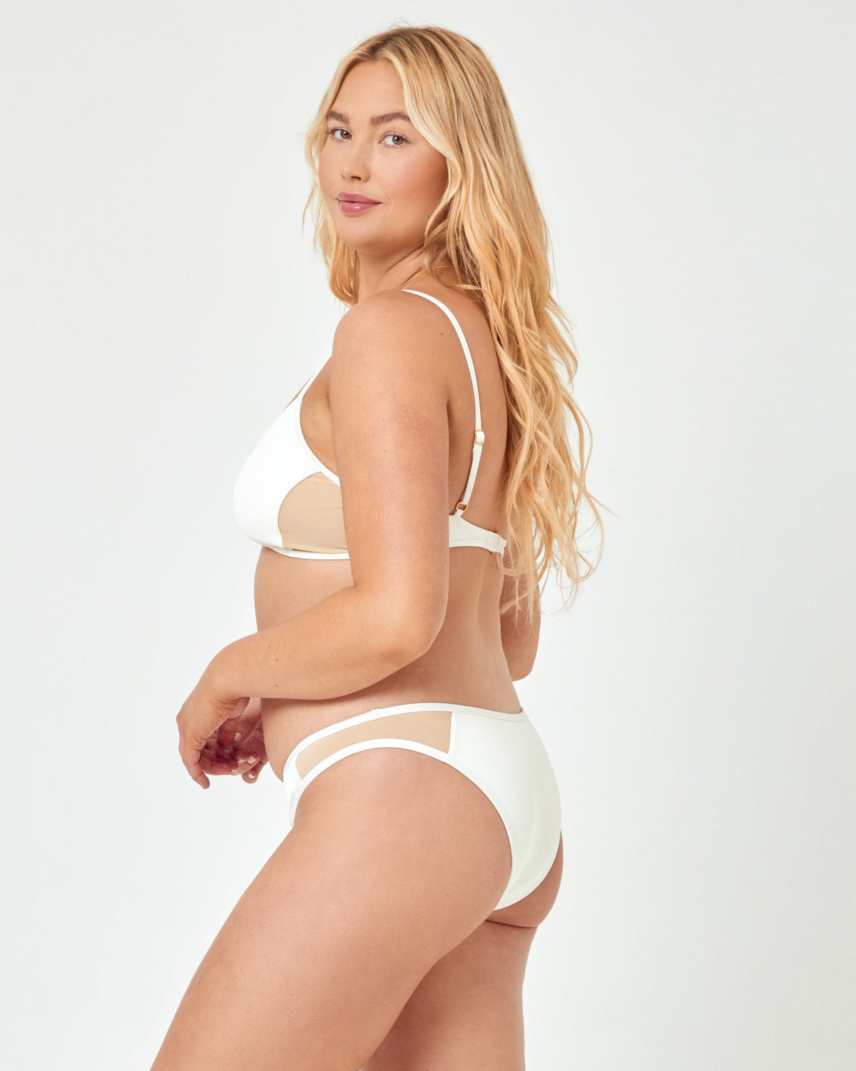 Troy Bikini Bottom - Cream Cream | Model: Sydney (size: XL)