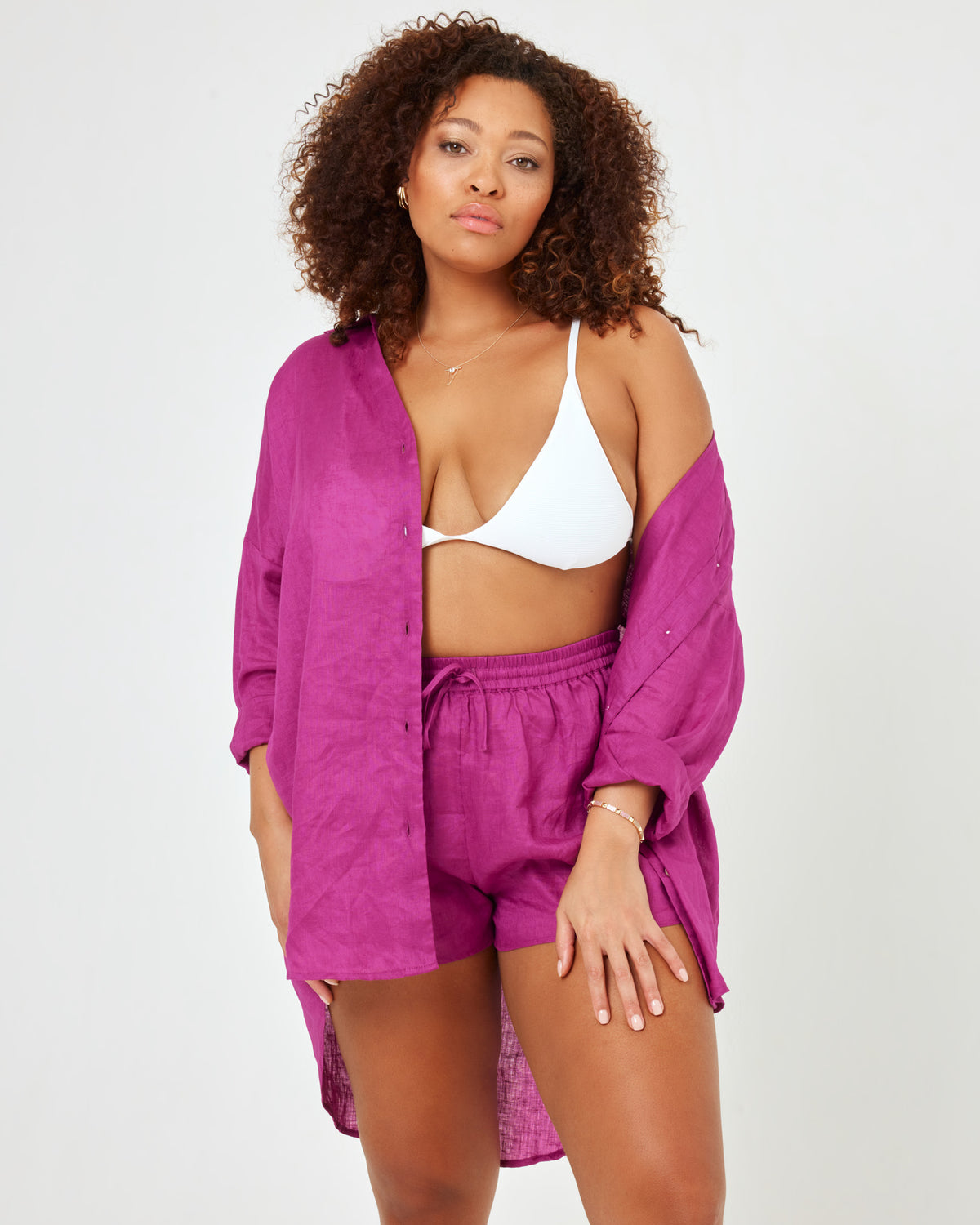 Rio Tunic - Berry Berry | Model: Amber (size: XL)