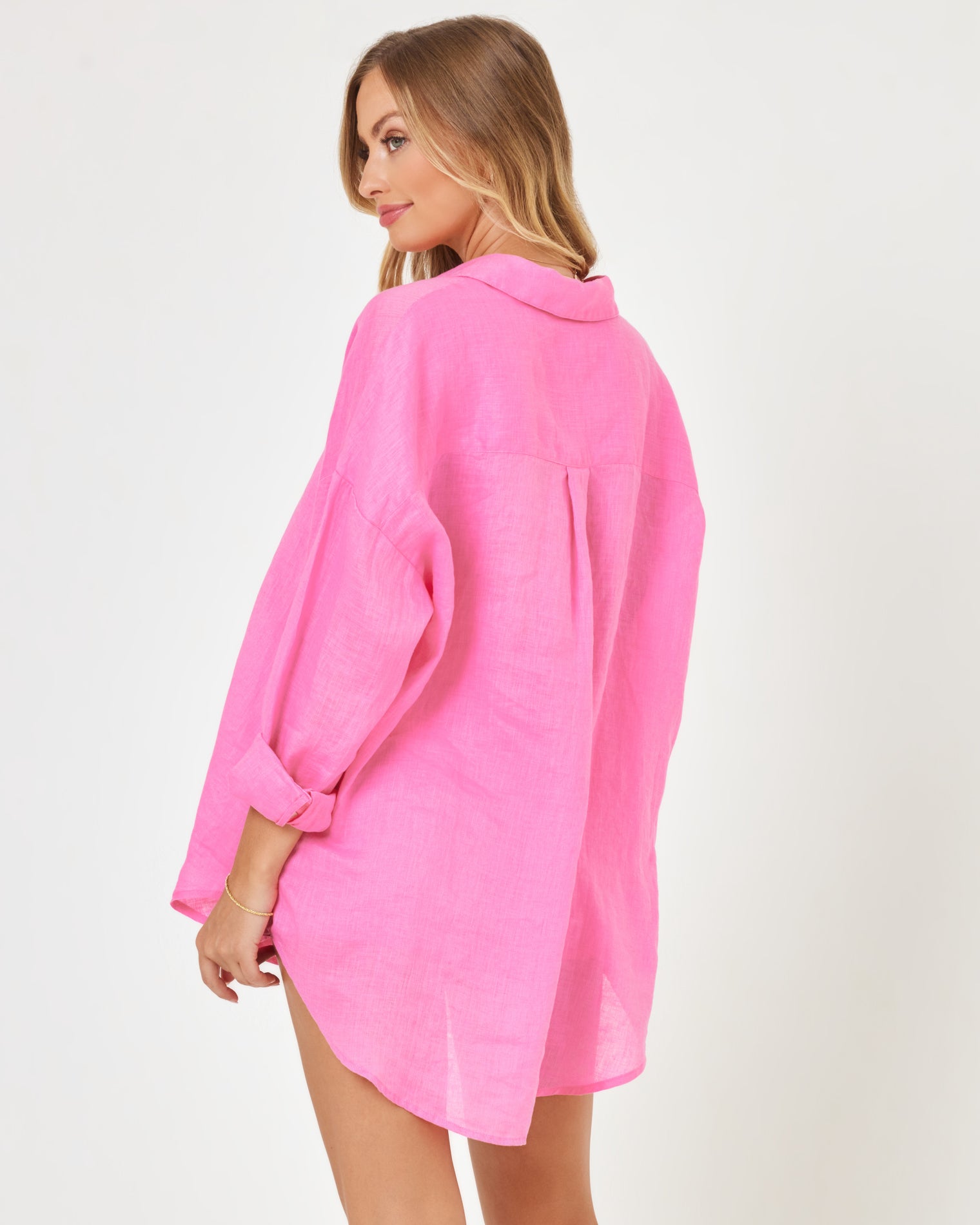 Rio Tunic - Guava Guava | Model: Taylor (size: S)