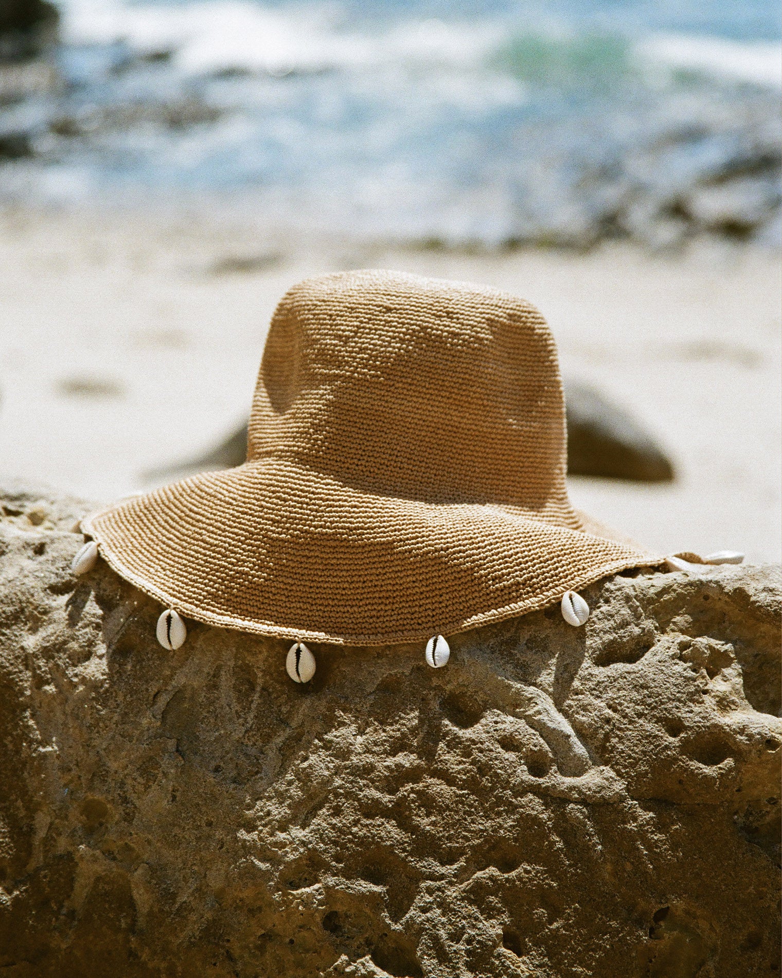 Crete Hat - Tan Tan | Badge:LSPACE x Rails_#B2AC88_#ffffff