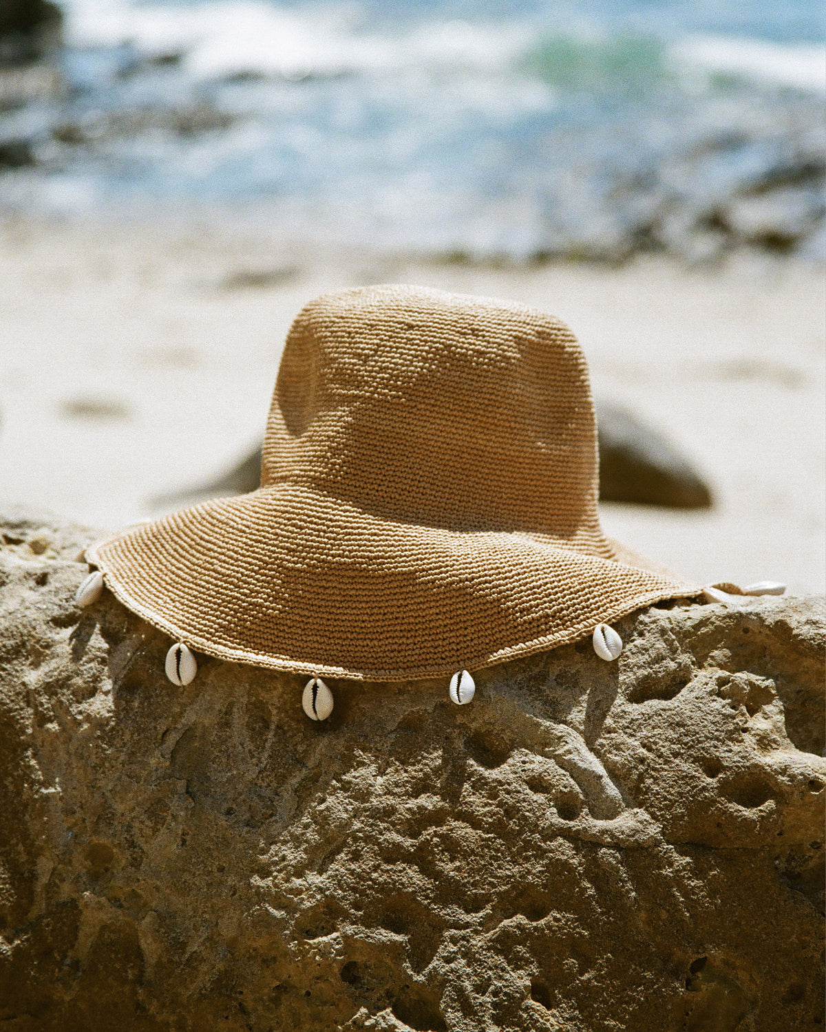 Crete Hat - Tan Tan | Badge:LSPACE x Rails_#B2AC88_#ffffff