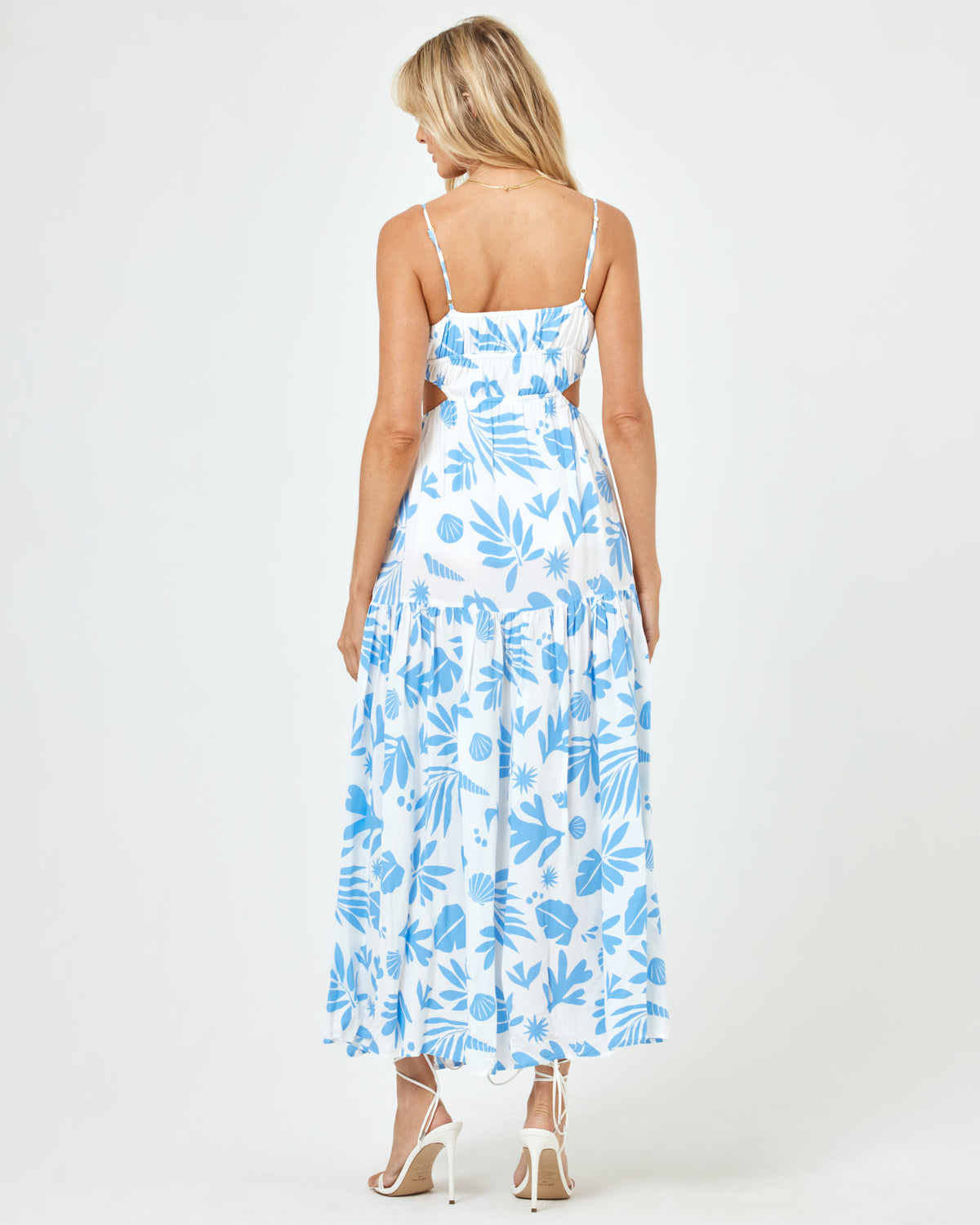 Sandra Dress - Finders Keepers Finders Keepers | Model: Lura (size: S)