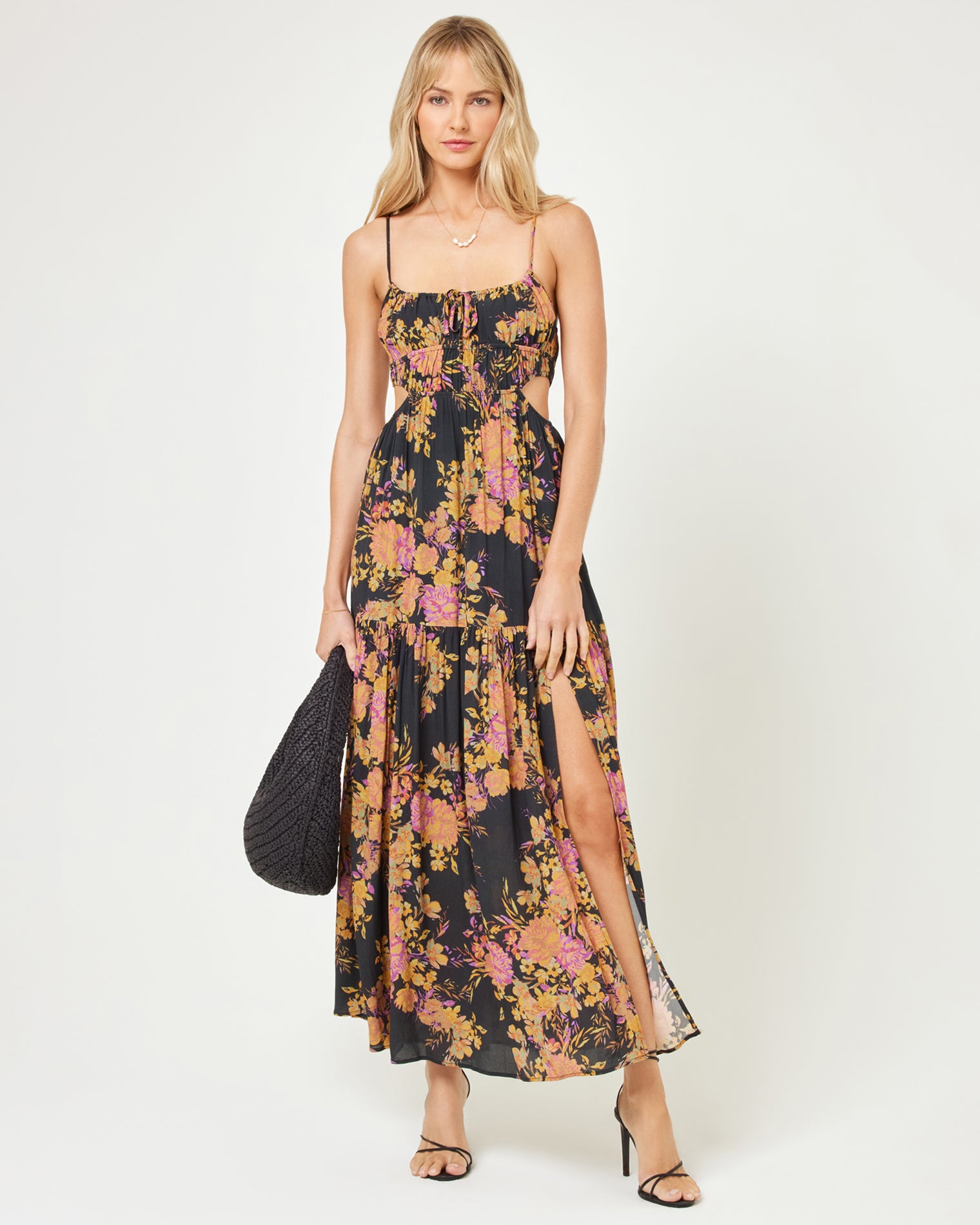 Sandra Dress - Through Thick And Thorns Through Thick And Thorns | Model: Lura (size: S) | https://cdn.shopify.com/videos/c/o/v/03e71ffedaed465fbb5a463d6bbab47f.mp4
