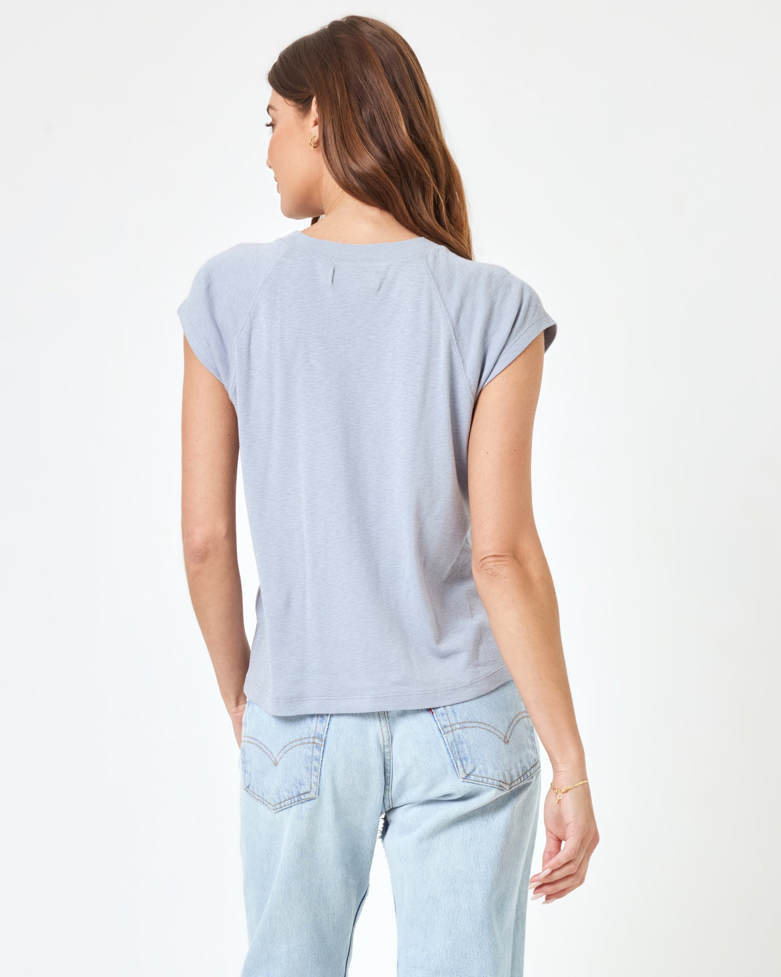Sunday Tee - Haze Haze | Model: Maitlynn (size: S)