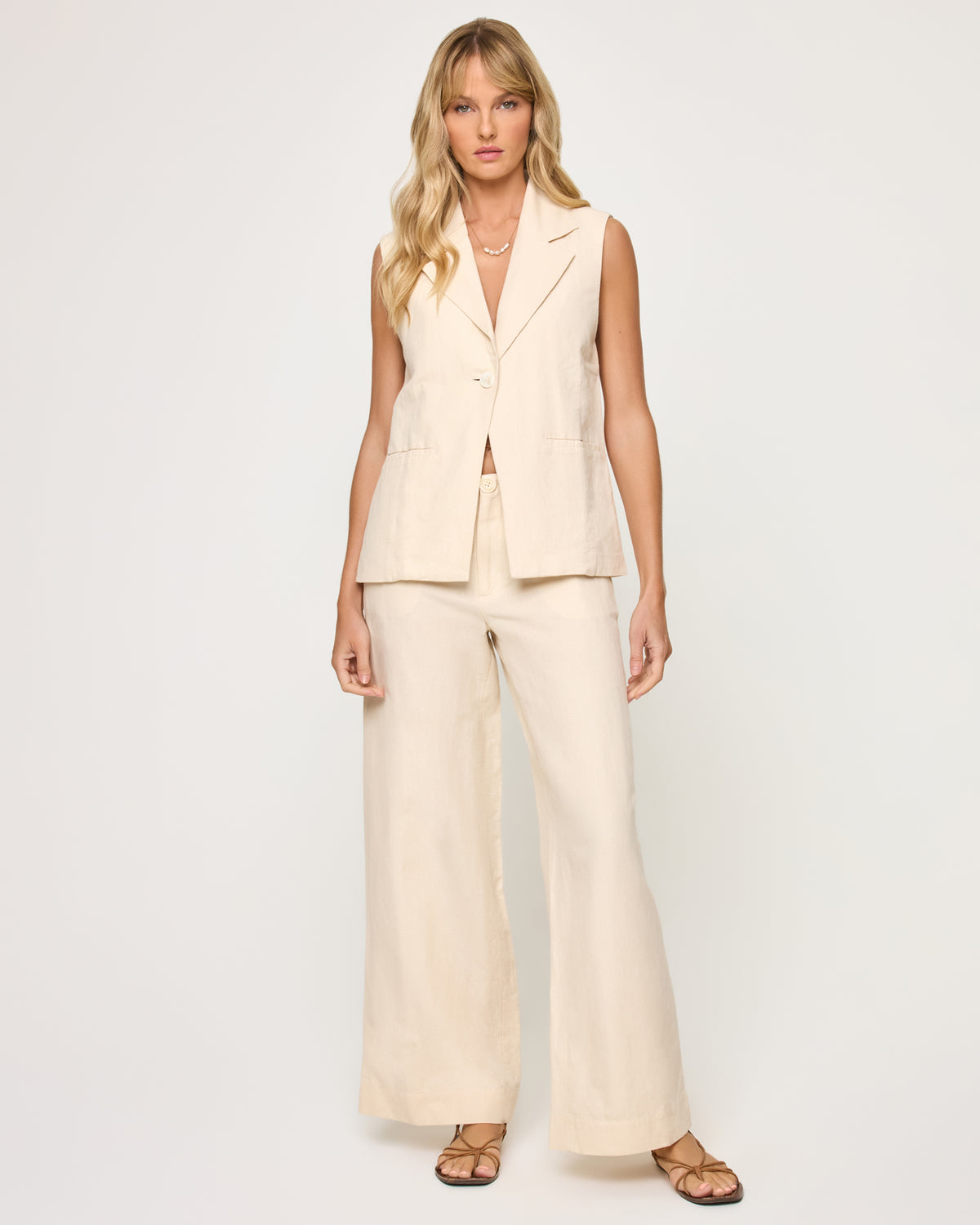 Sofie Trouser - Flax Flax | Model: Lura (size: S)