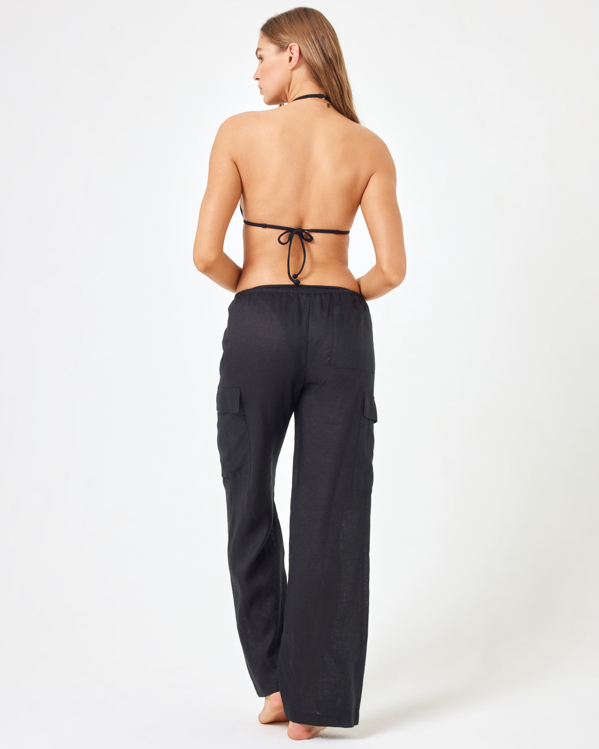 Sundown Cargo Pant - Black Black | Model: Daria (size: S)