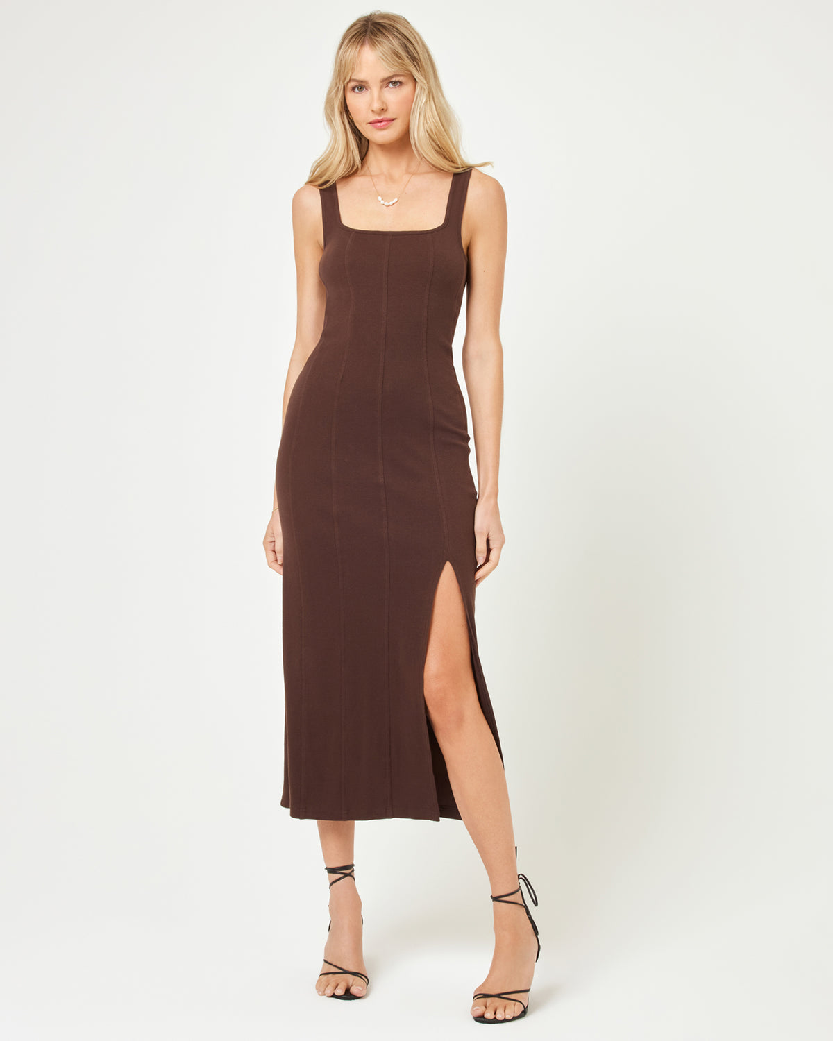 Vivienne Dress - Espresso Espresso | Model: Lura (size: S)