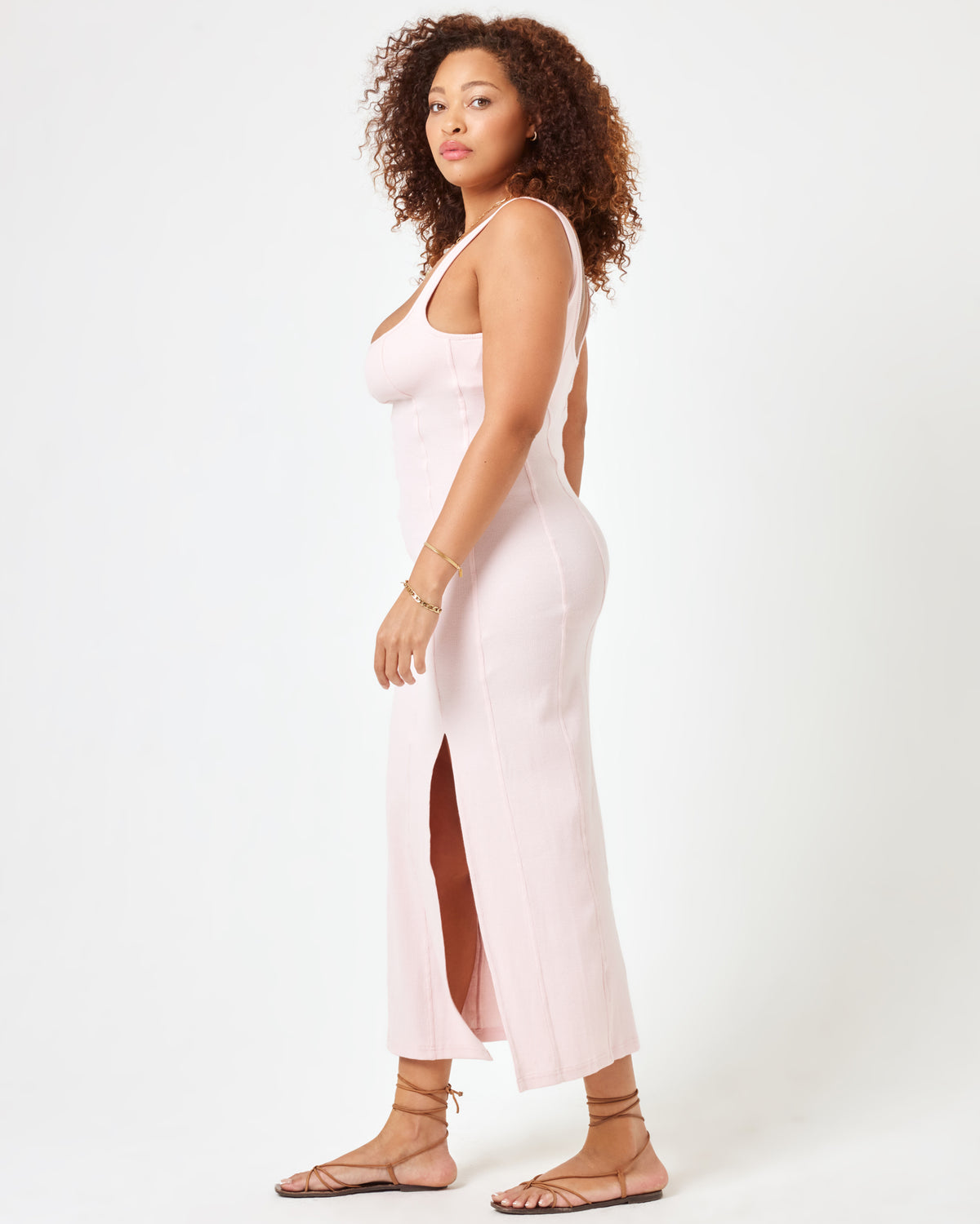 Vivienne Dress - Petal Petal | Model: Amber (size: XL)