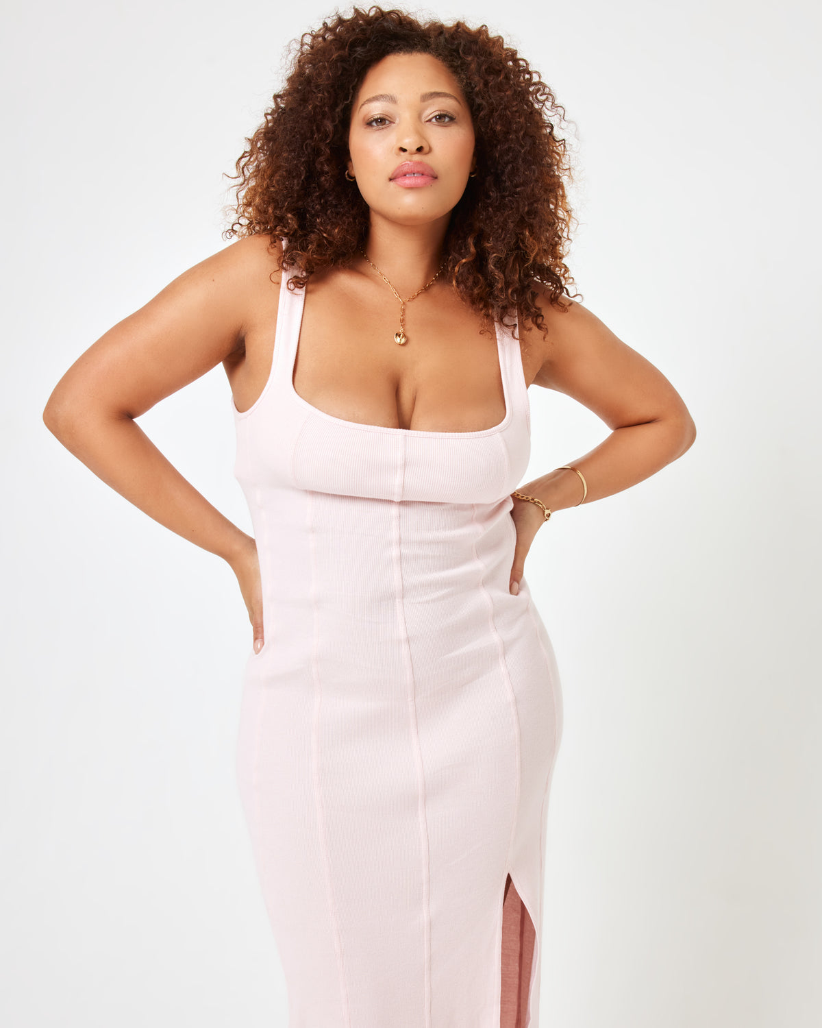 Vivienne Dress - Petal Petal | Model: Amber (size: XL)