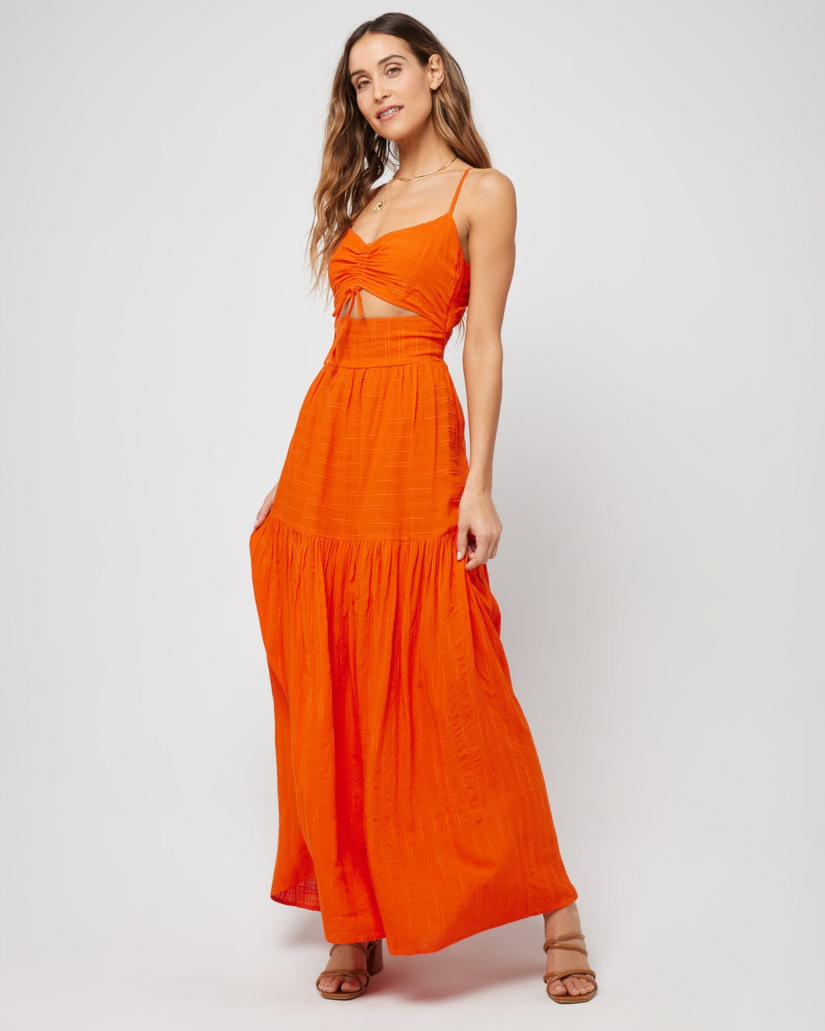 Zuri Dress - Poppy Poppy | Model: Anna (size: S) | https://cdn.shopify.com/videos/c/o/v/a9bc459b929e4f0ab533eadbb47300e3.mp4