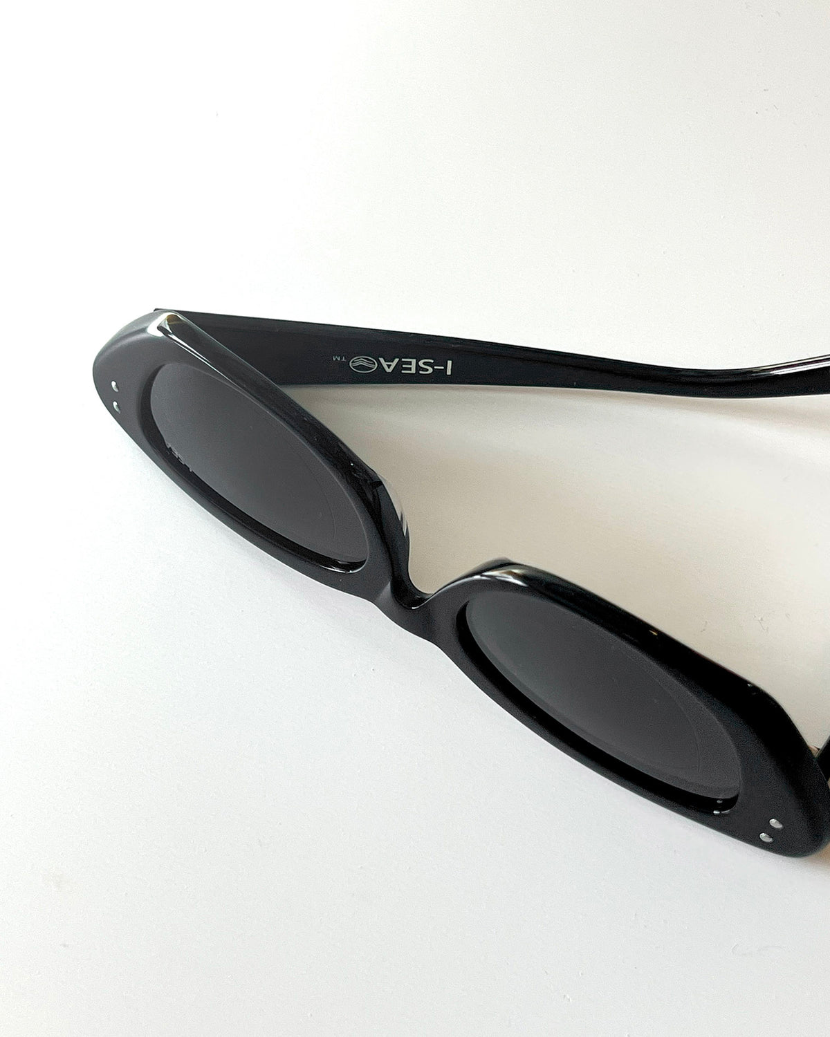 I-SEA Astrid Sunglasses - Black Black