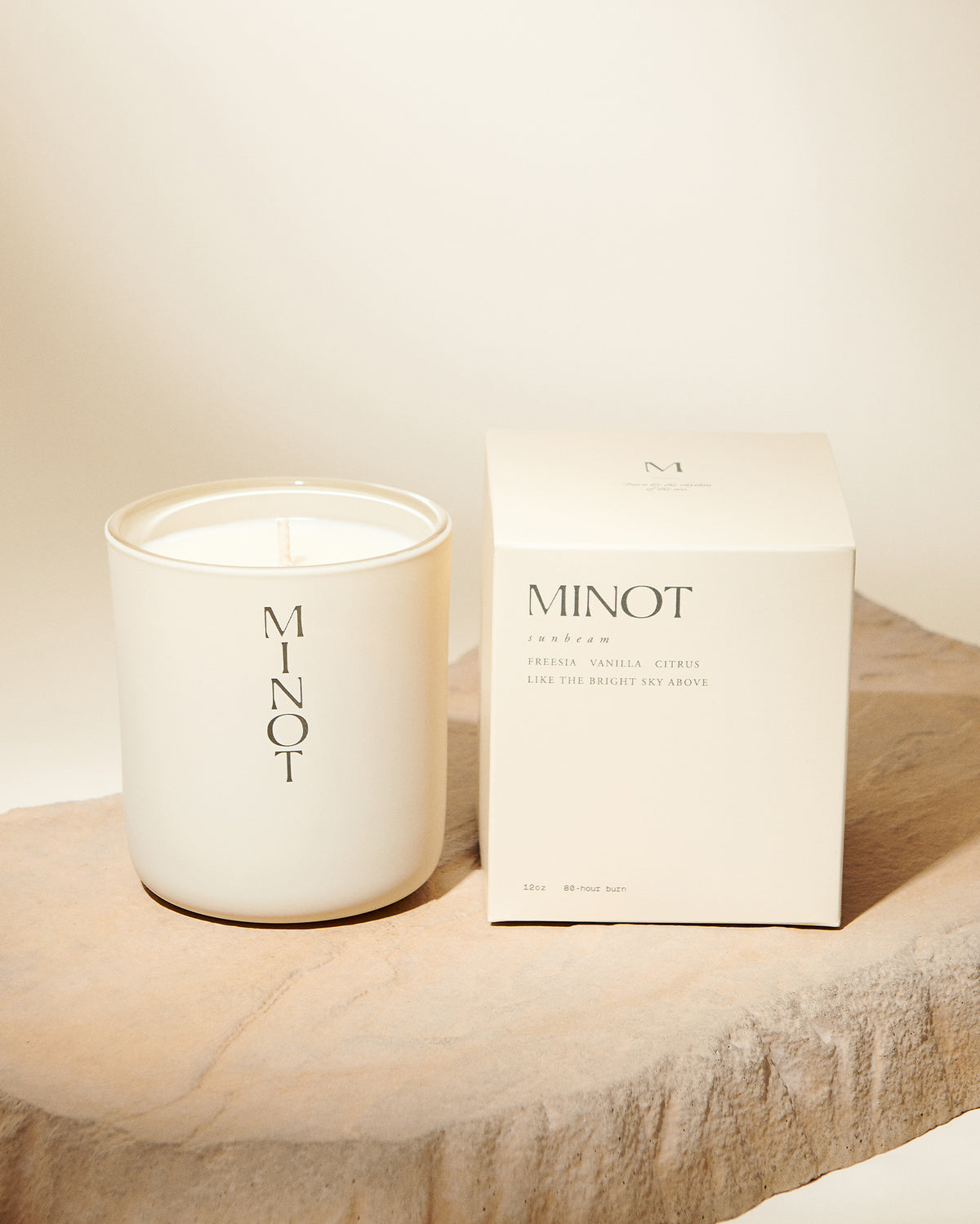 Minot Sunbeam Candle 12oz NCOL