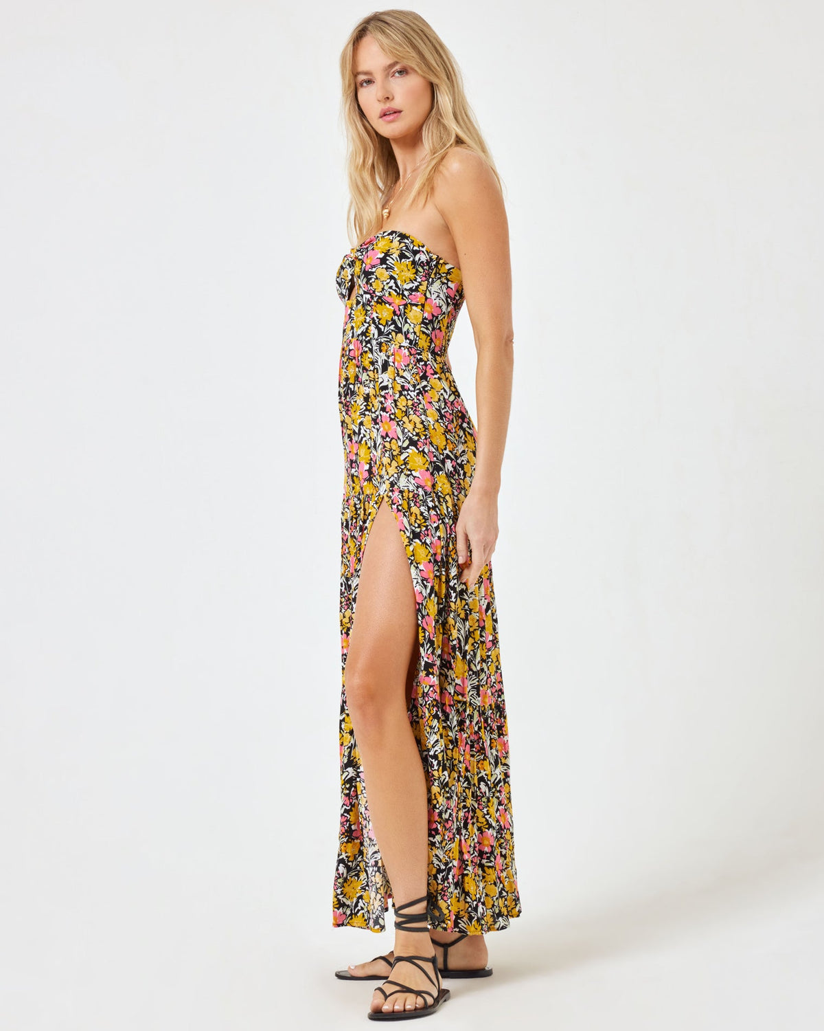 Alessandra Dress - Baskin In Blooms Baskin In Blooms | Model: Lura (size: S)