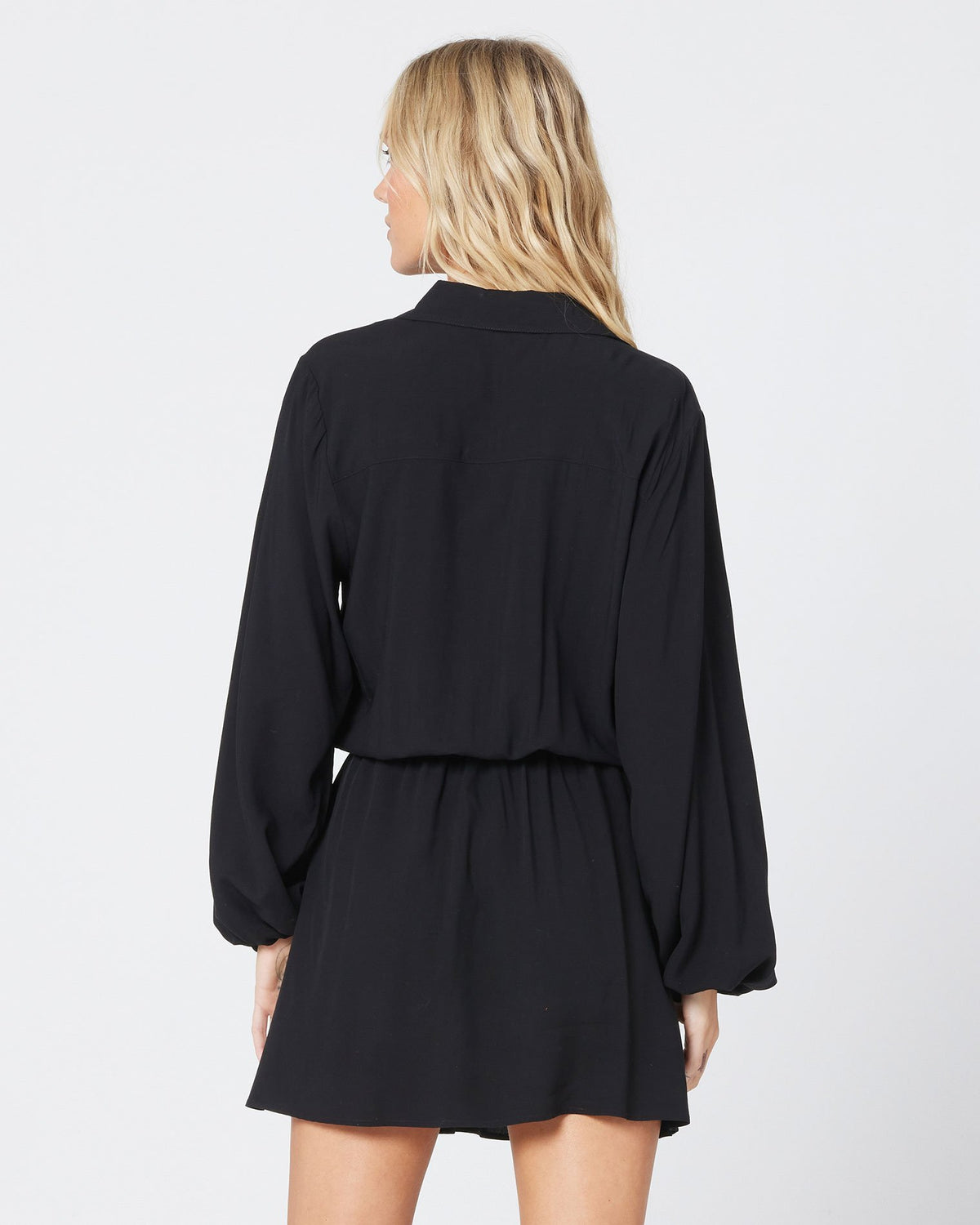 Amelia Dress - Black Black | Model: Holly (size: S)