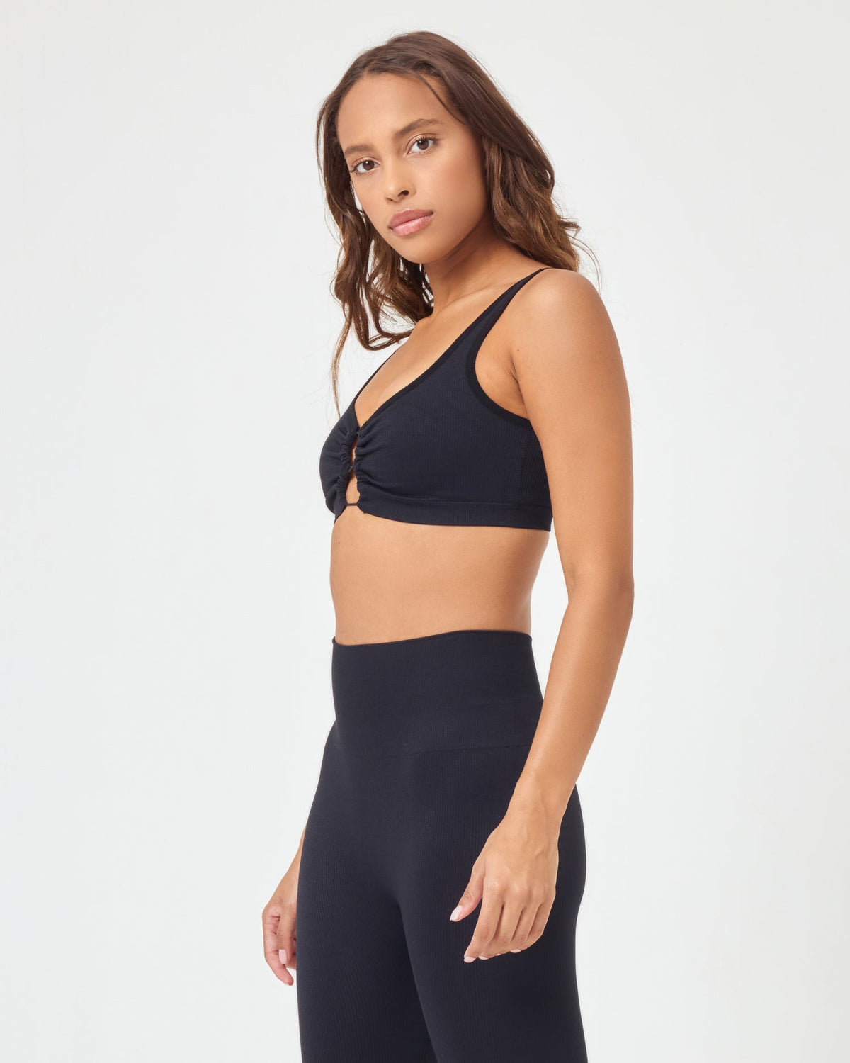 Simmons Bra Black | Model: Natalie (size: S)