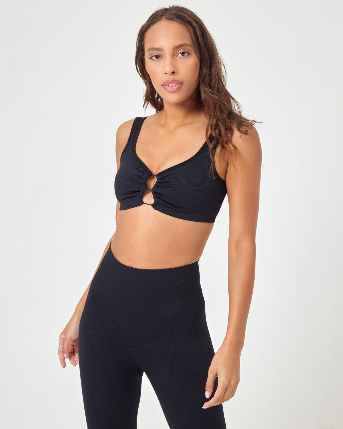 Simmons Bra Black | Model: Natalie (size: S)
