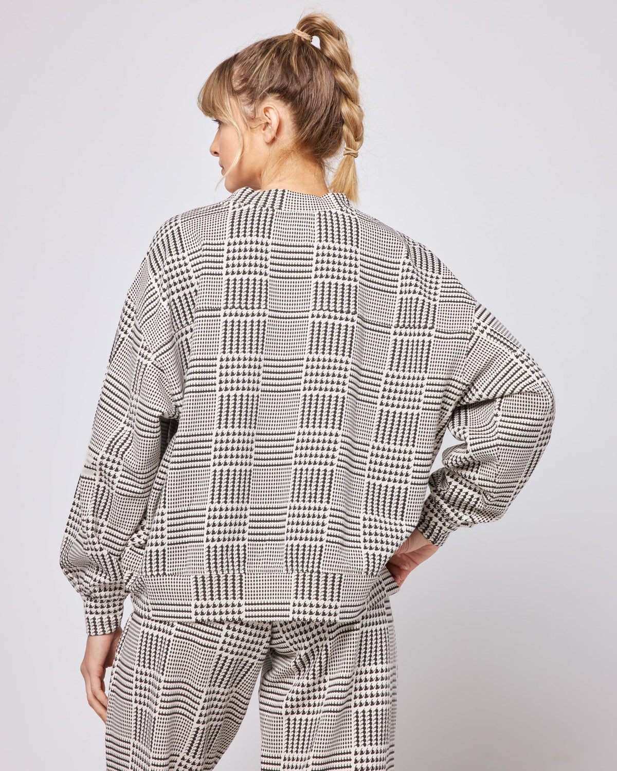 Printed Sprinter Pant Best I Ever Plaid | Model: Lura (size: S)
