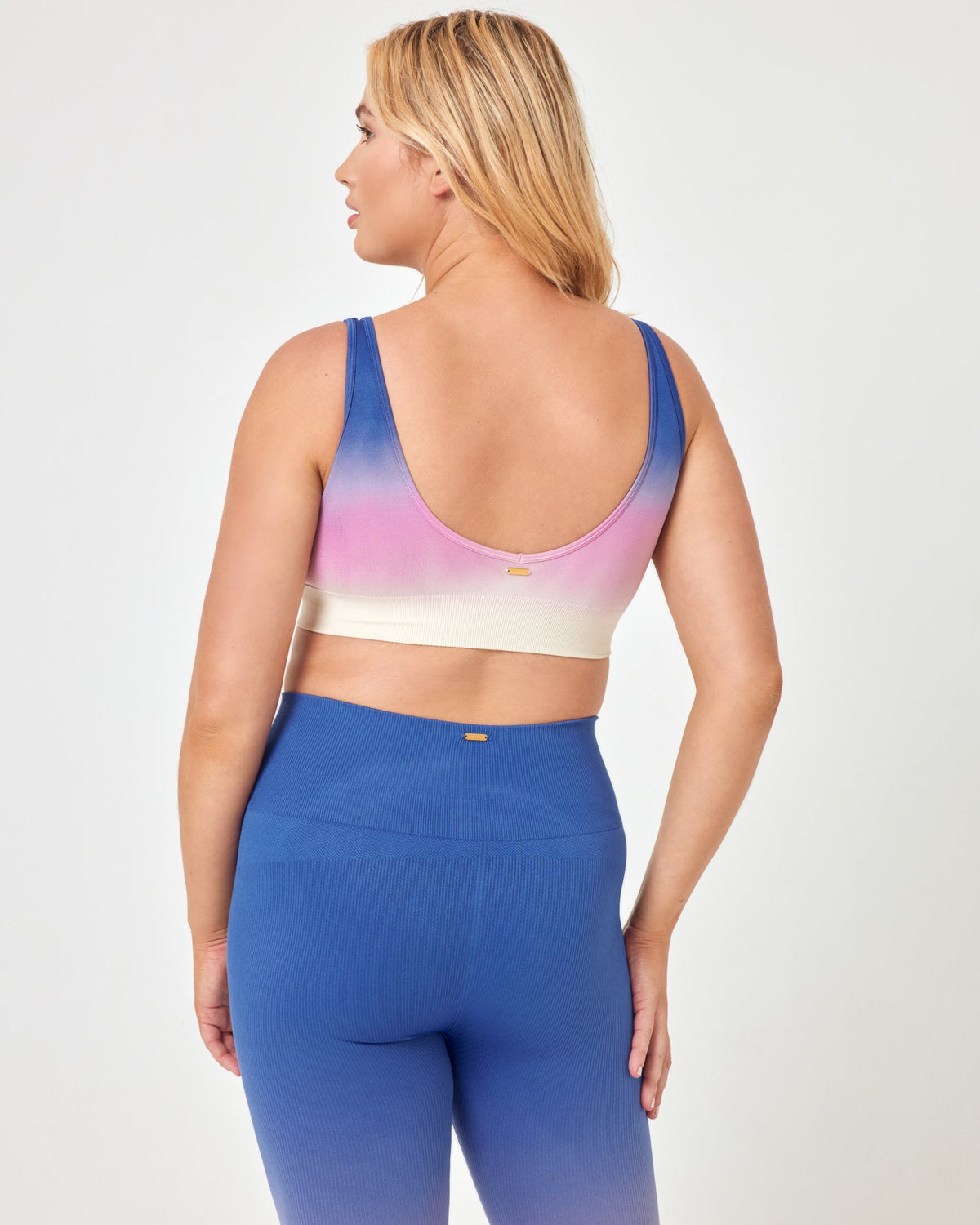 Ombre Work It Bra Dusk | Model: Sydney (size: XL)