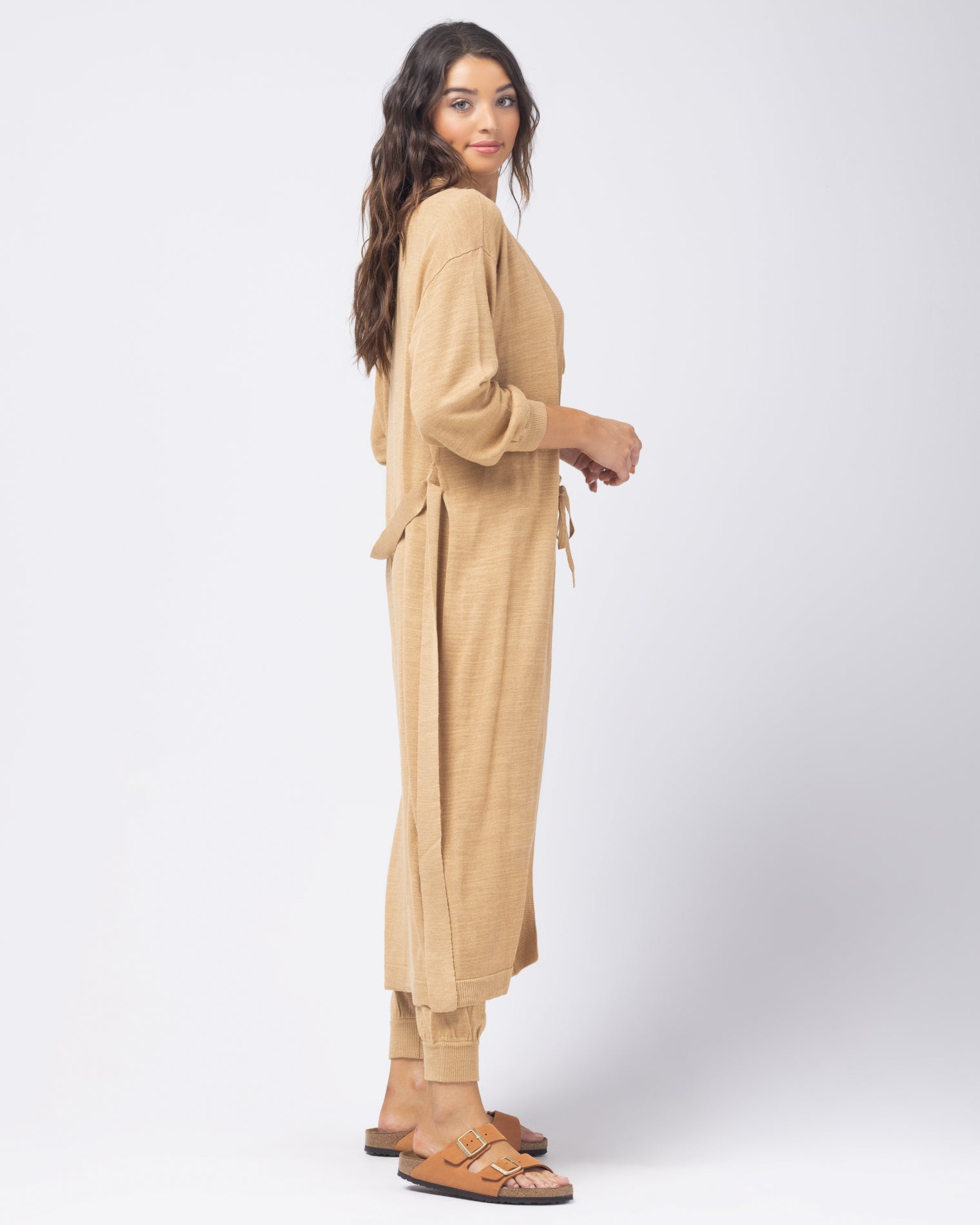 Azores Duster Toffee | Model: Daniela (size: S) | Hover