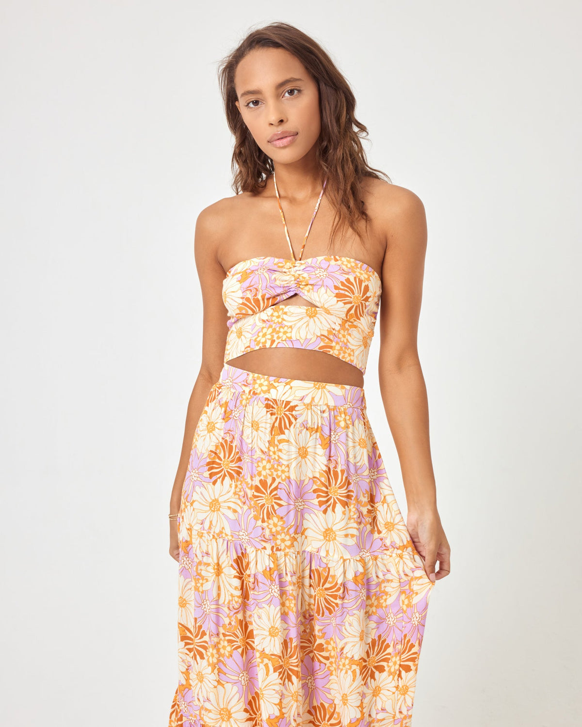 Blue Skies Top Wavy Daisy | Model: Natalie (size: S)