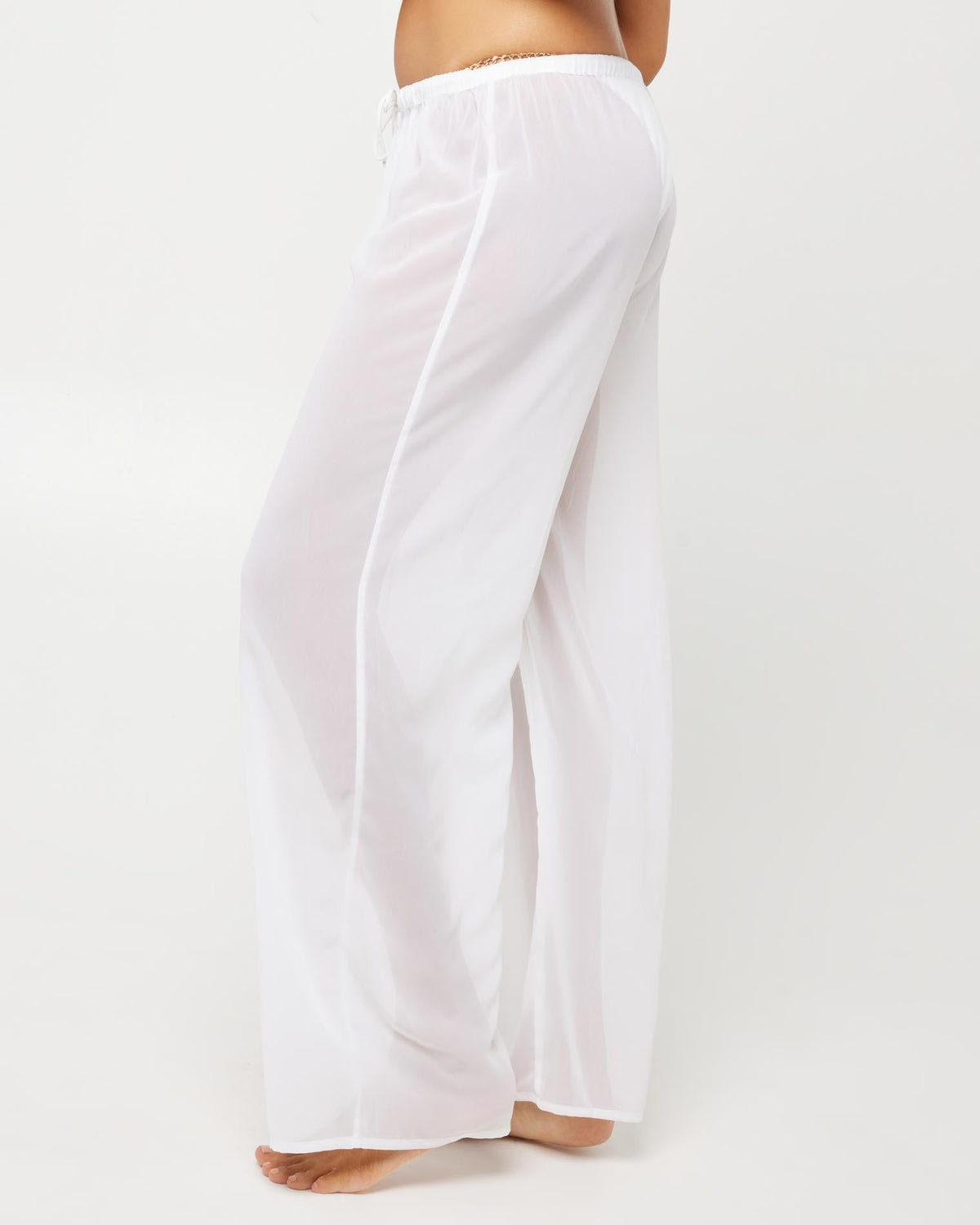 Catalina Pant White | Model: Lura (size: S)