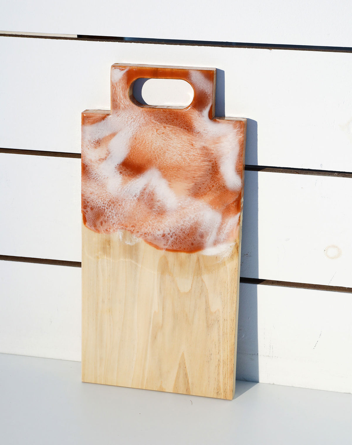Kayla Rae Resin Grazing Board - Single Handle Amber |