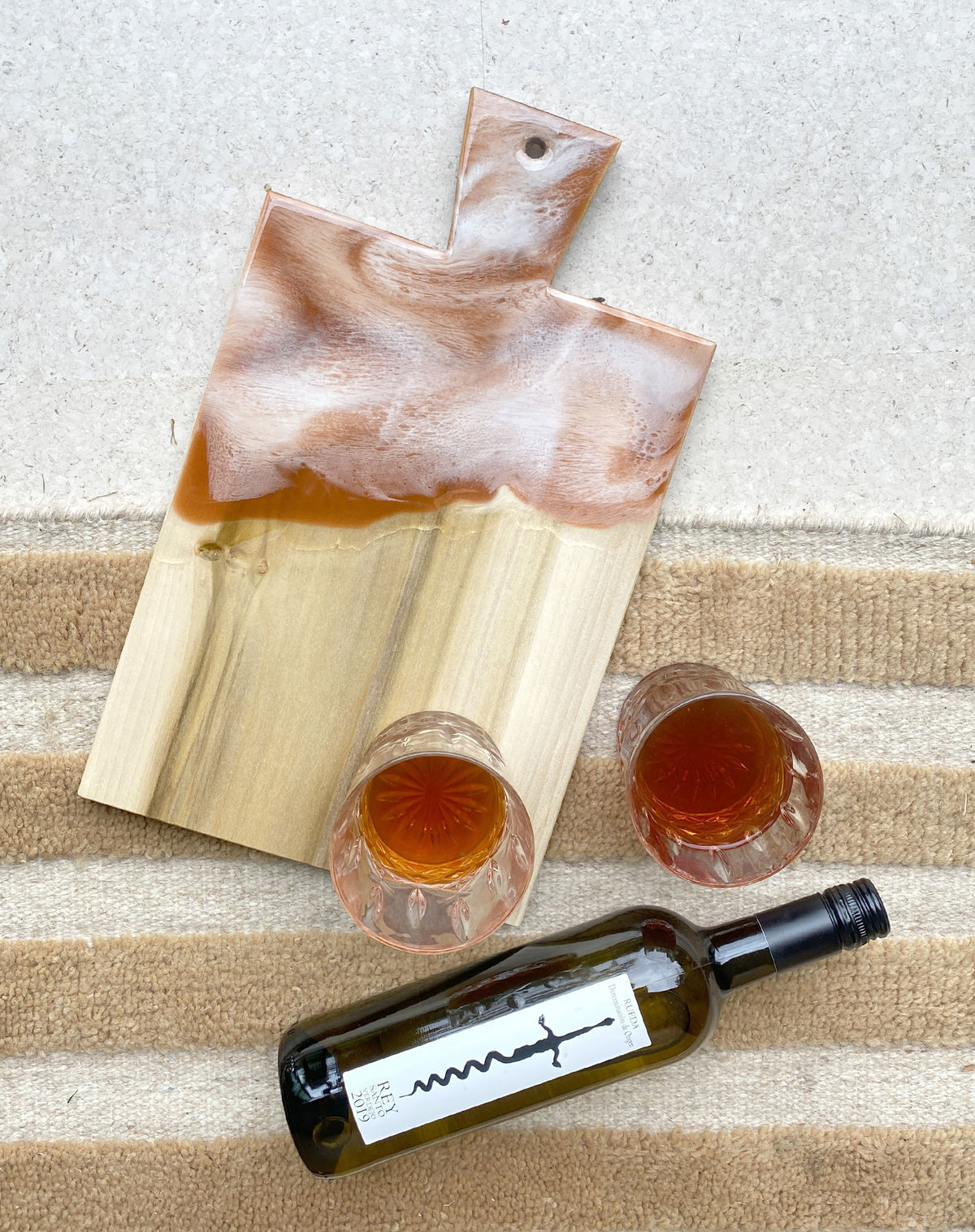 Kayla Rae Resin Grazing Board - Small Amber |