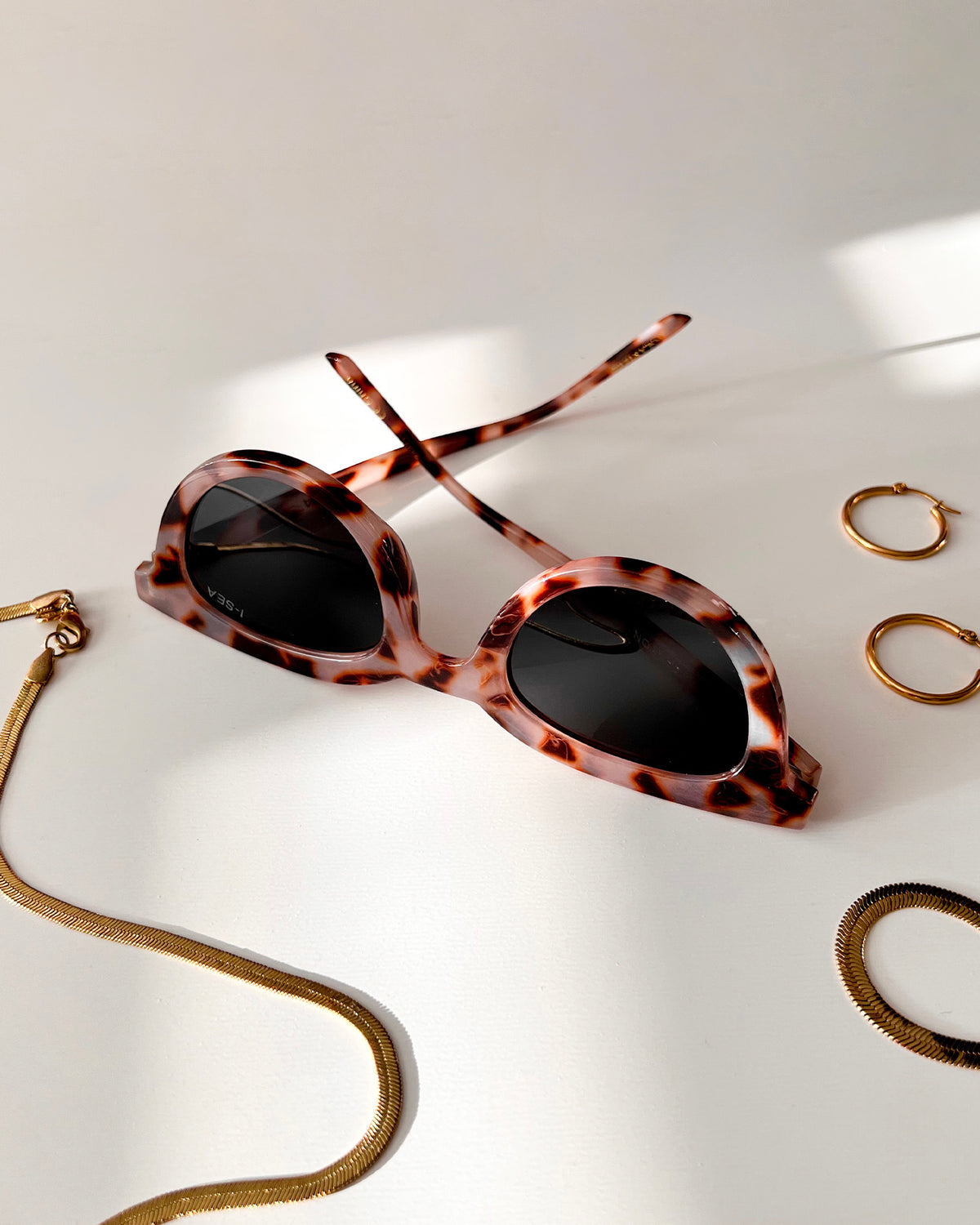 I-SEA Canyon Sunglasses Smoke | Hover