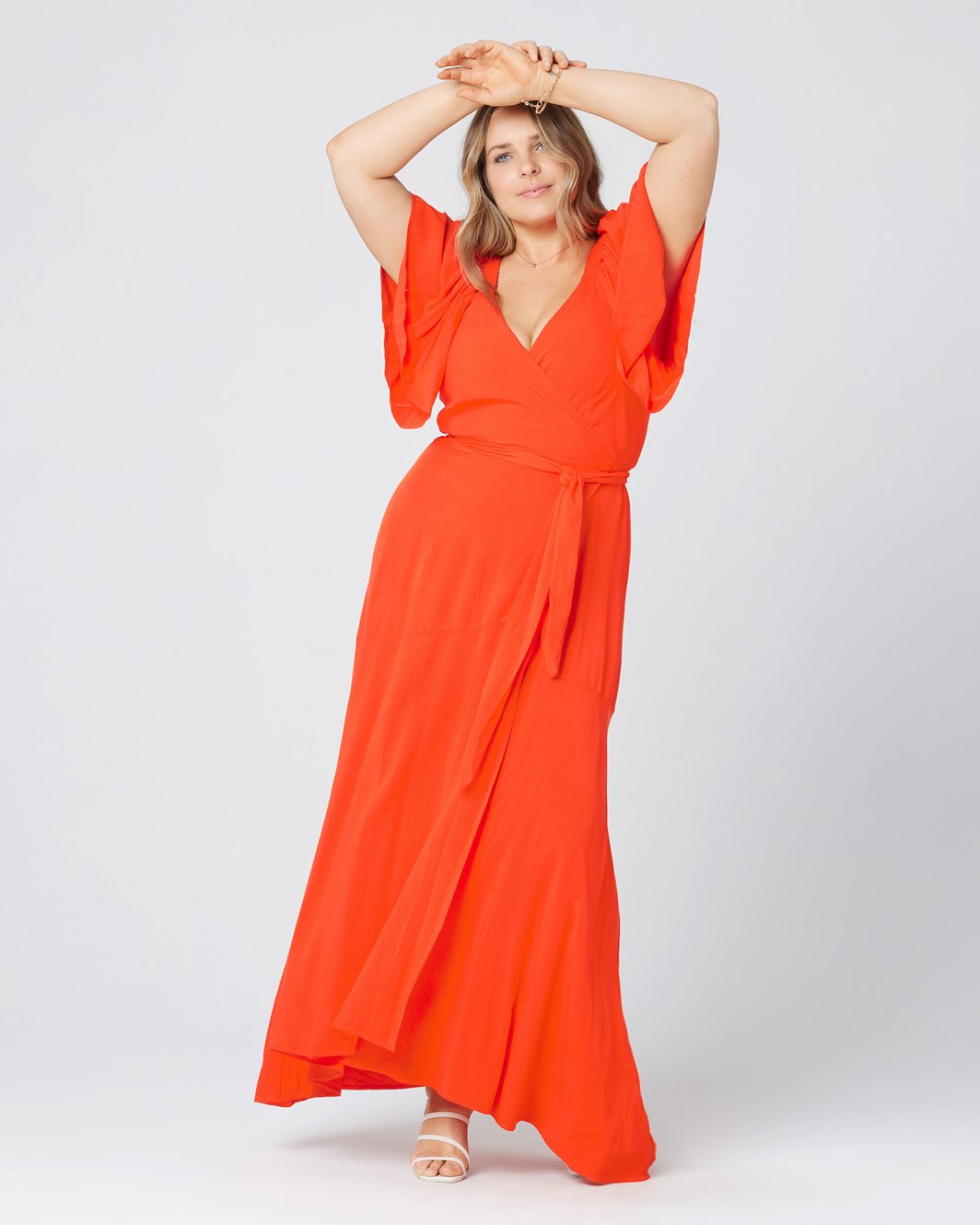 Panama Dress Poppy | Model: Ali (size: XL)