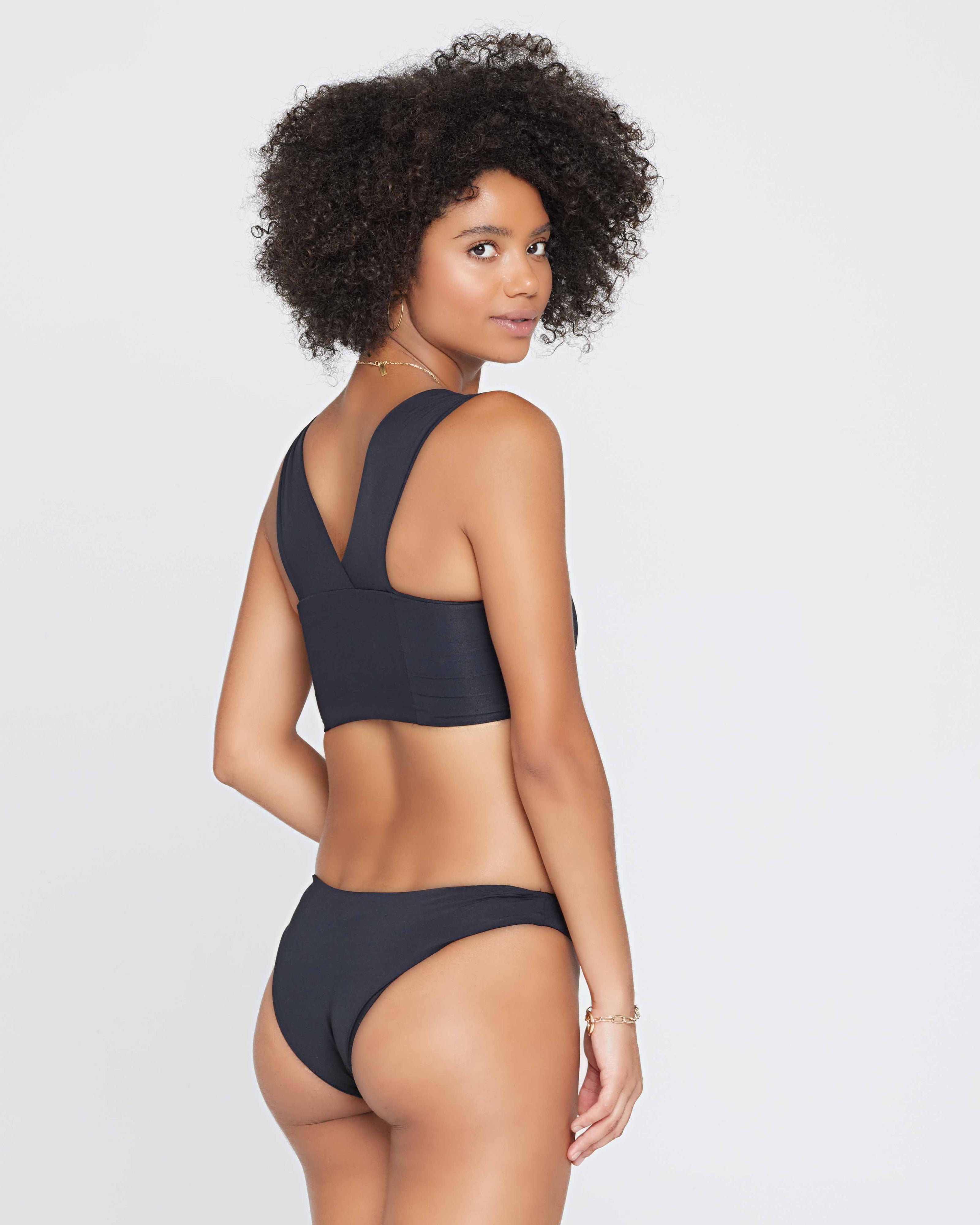 Sandy Bikini Bottom Black | Model: Valyn (size: S)