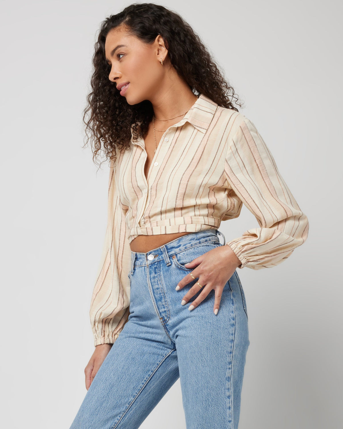 Play It Cool Top Sunsoaked Stripe | Model: Blaine (size: S)