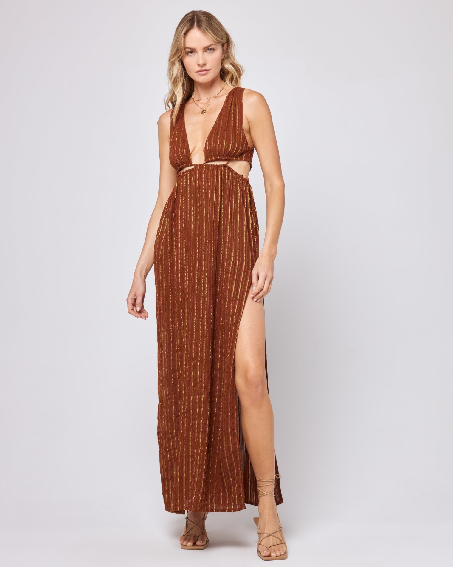 Rafael Cover-Up Dress Coffee | Model: Lura (size: S)