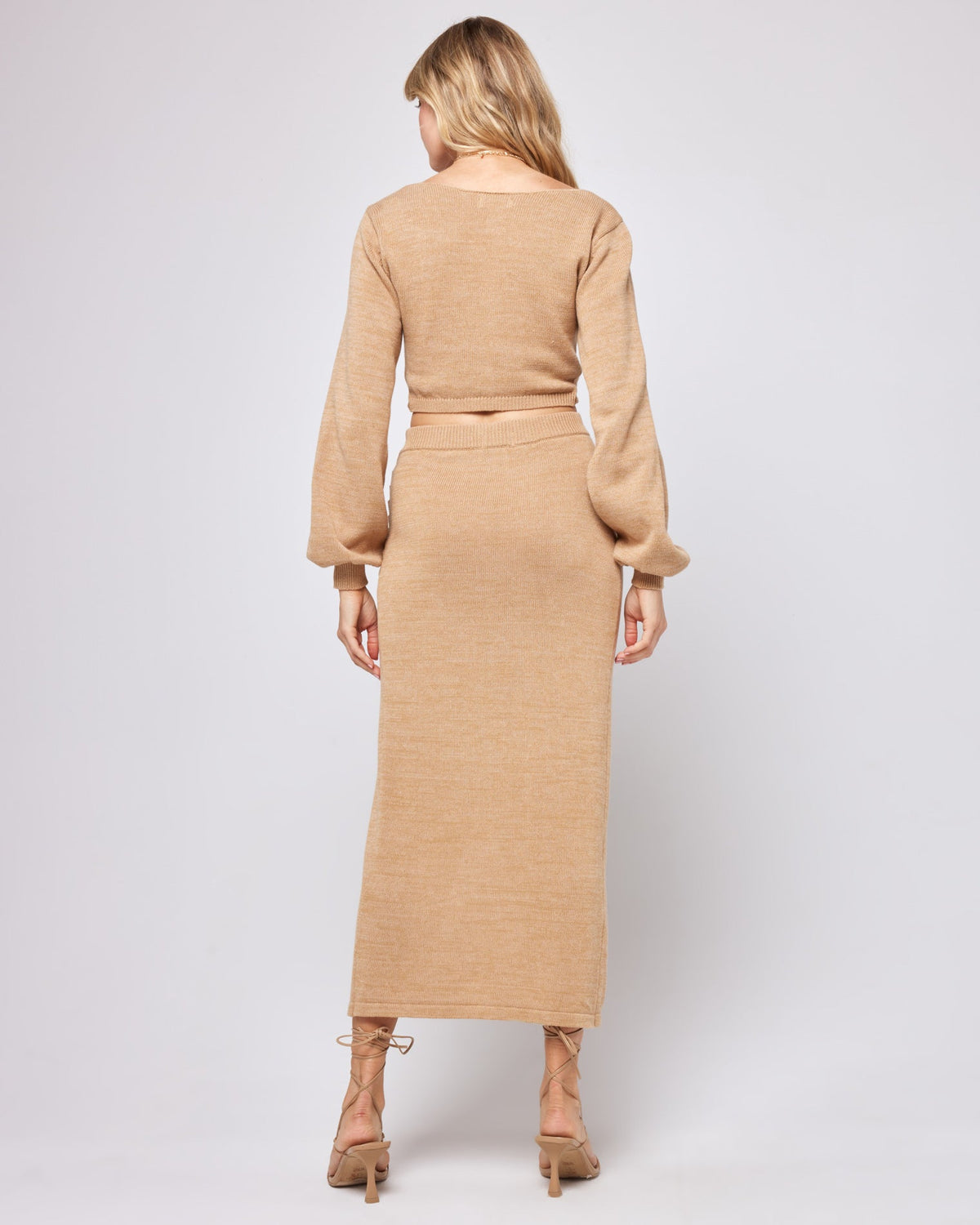Siren Skirt Camel | Model: Lura (size: S)