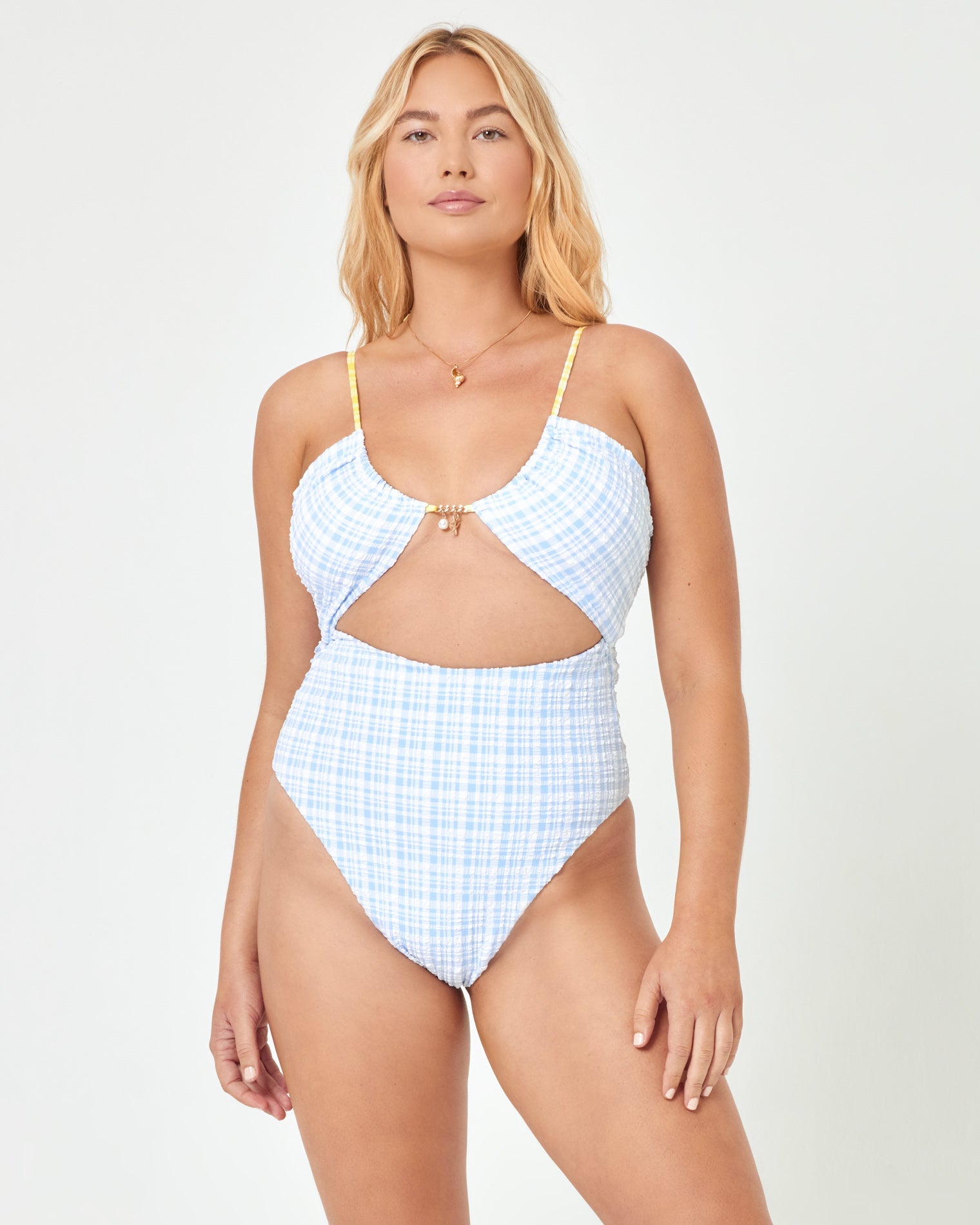 Rizzo One Piece Powder Blue | Model: Sydney (size: XL)