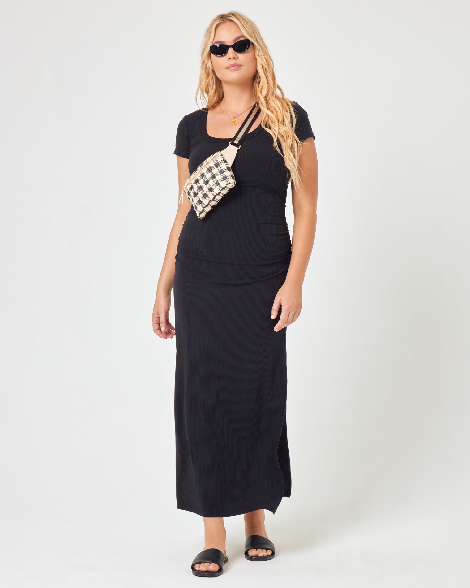 Valencia Dress Black | Model: Sydney (size: XL)