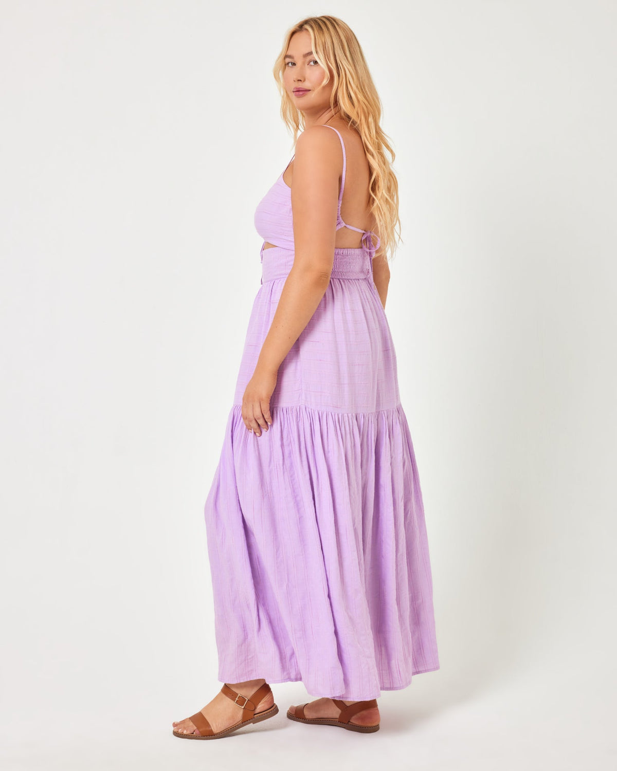 Zuri Dress Lily | Model: Sydney (size: XL)