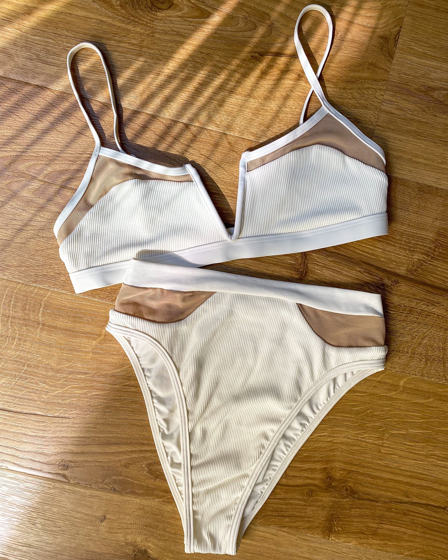 Ribbed Sadie Bikini Top Cream | Model: Daria (size: S)